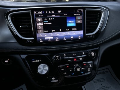 2022 Chrysler PACIFICA TOURING