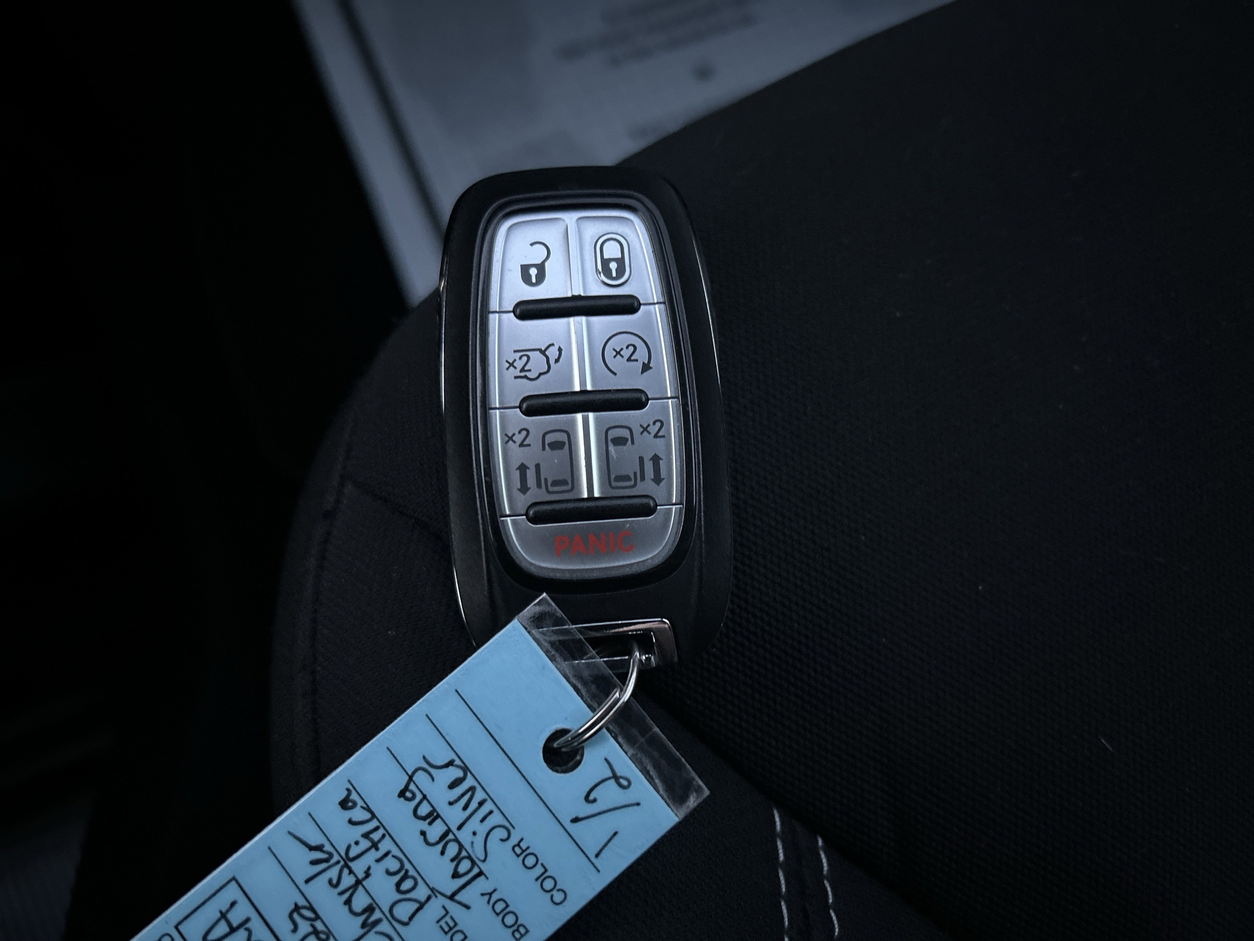 2022 Chrysler PACIFICA TOURING