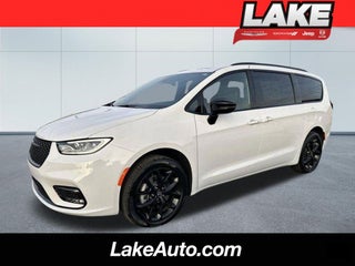 2026 Chrysler Pacifica