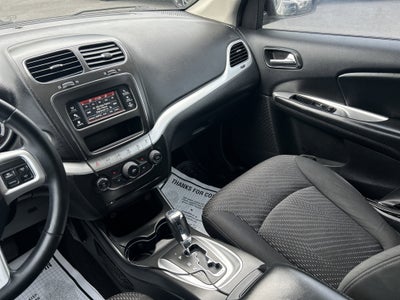 2018 Dodge JOURNEY SE