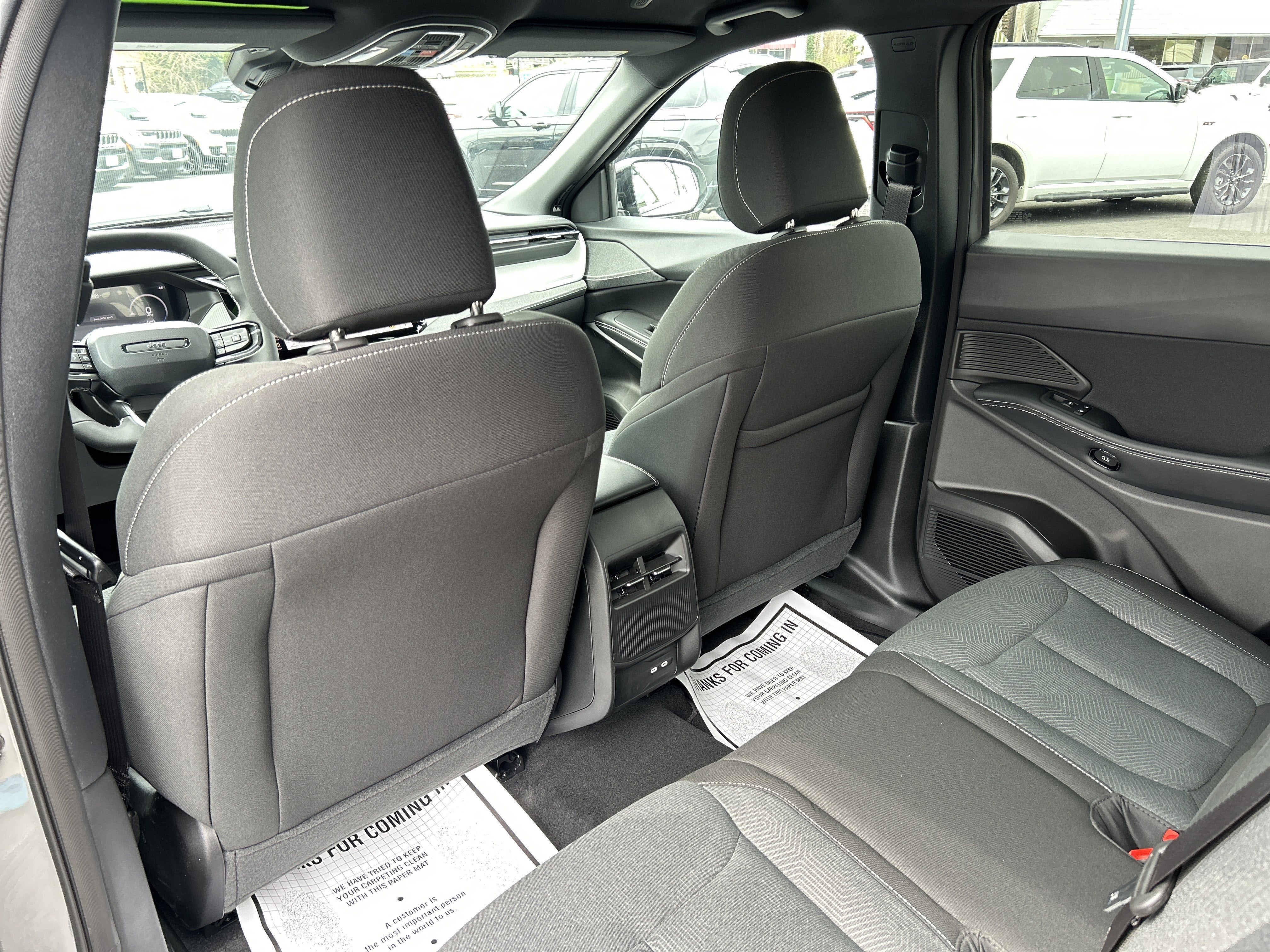 2026 Jeep Cherokee Laredo