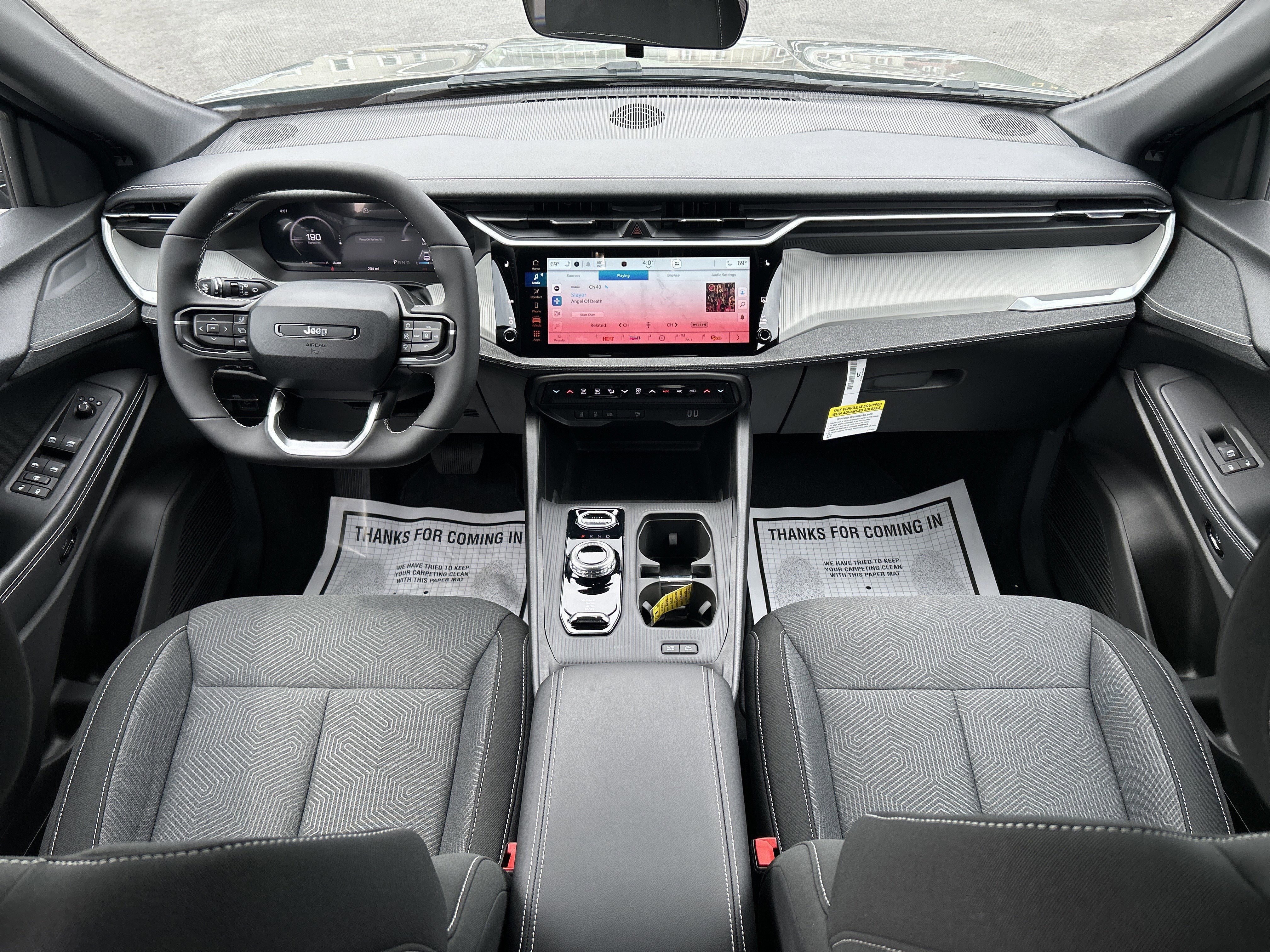 2026 Jeep Cherokee Laredo