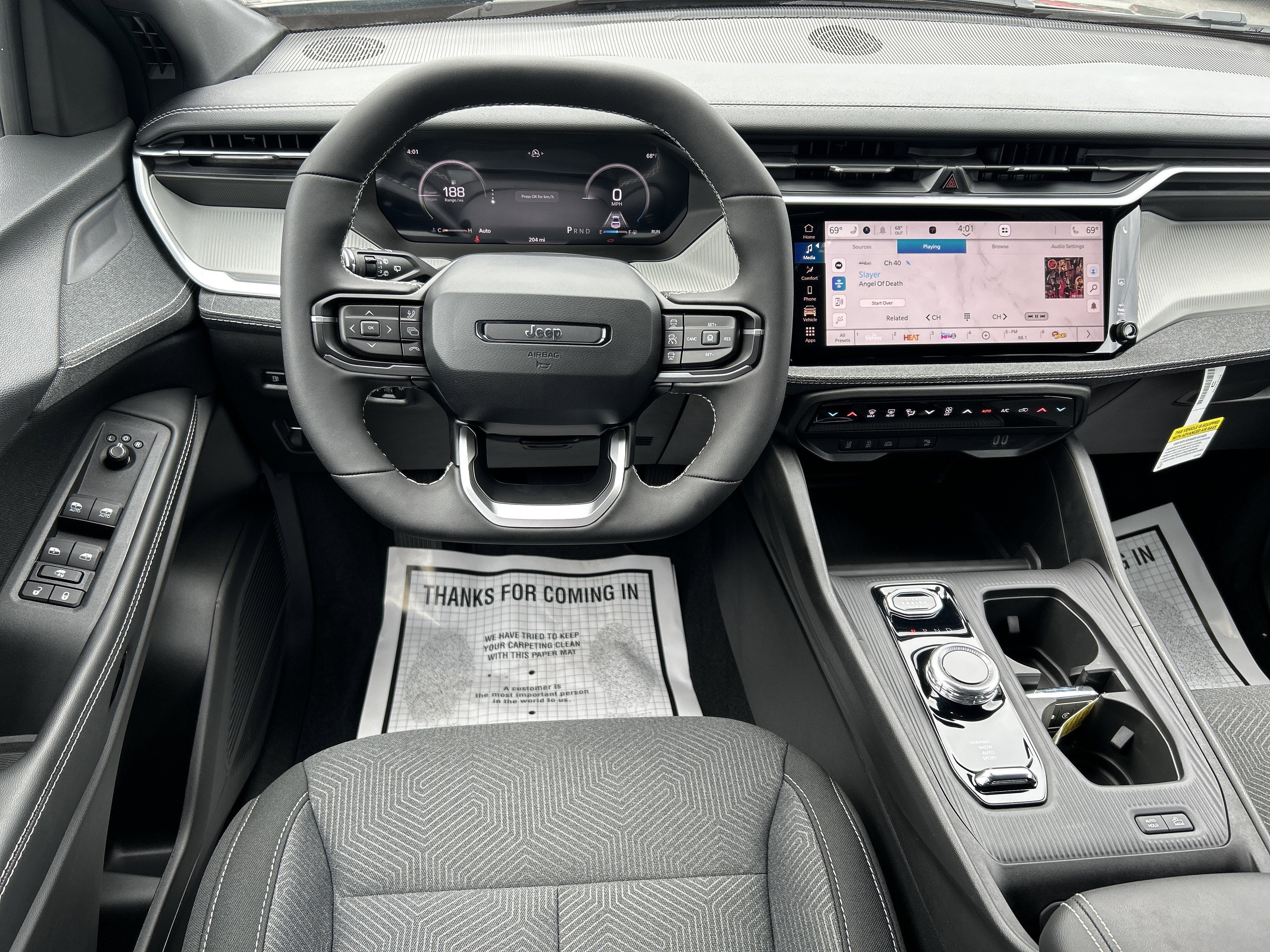 2026 Jeep Cherokee Laredo