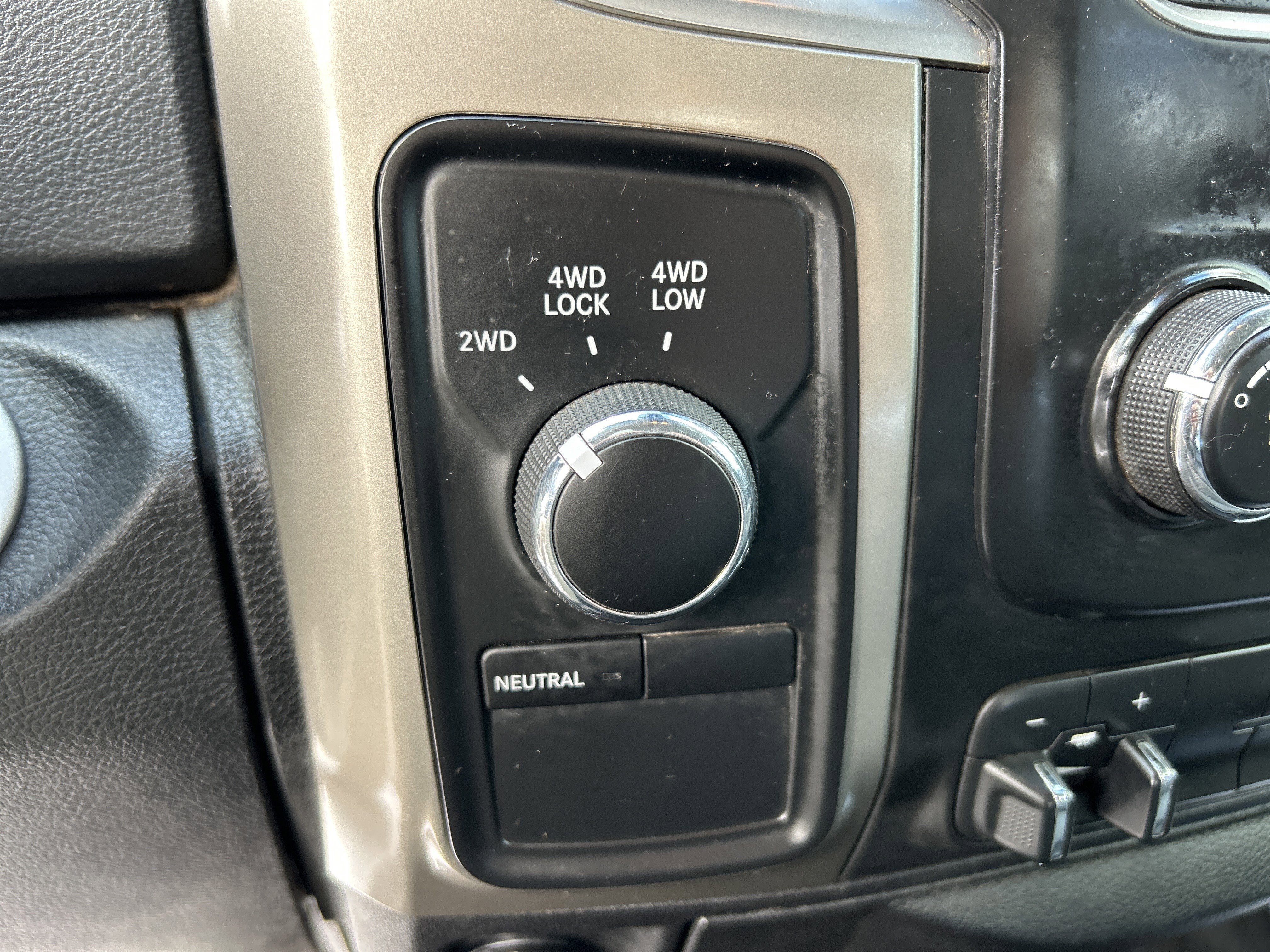 2013 RAM RAM 2500 SLT