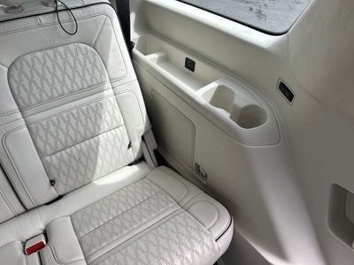 2023 Lincoln NAVIGATOR BLACK LABEL