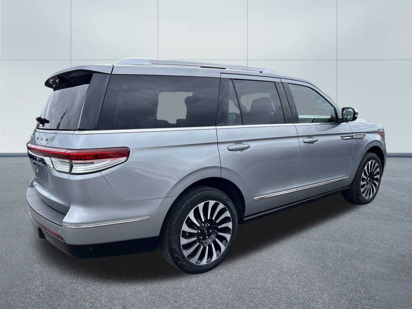 2023 Lincoln NAVIGATOR BLACK LABEL