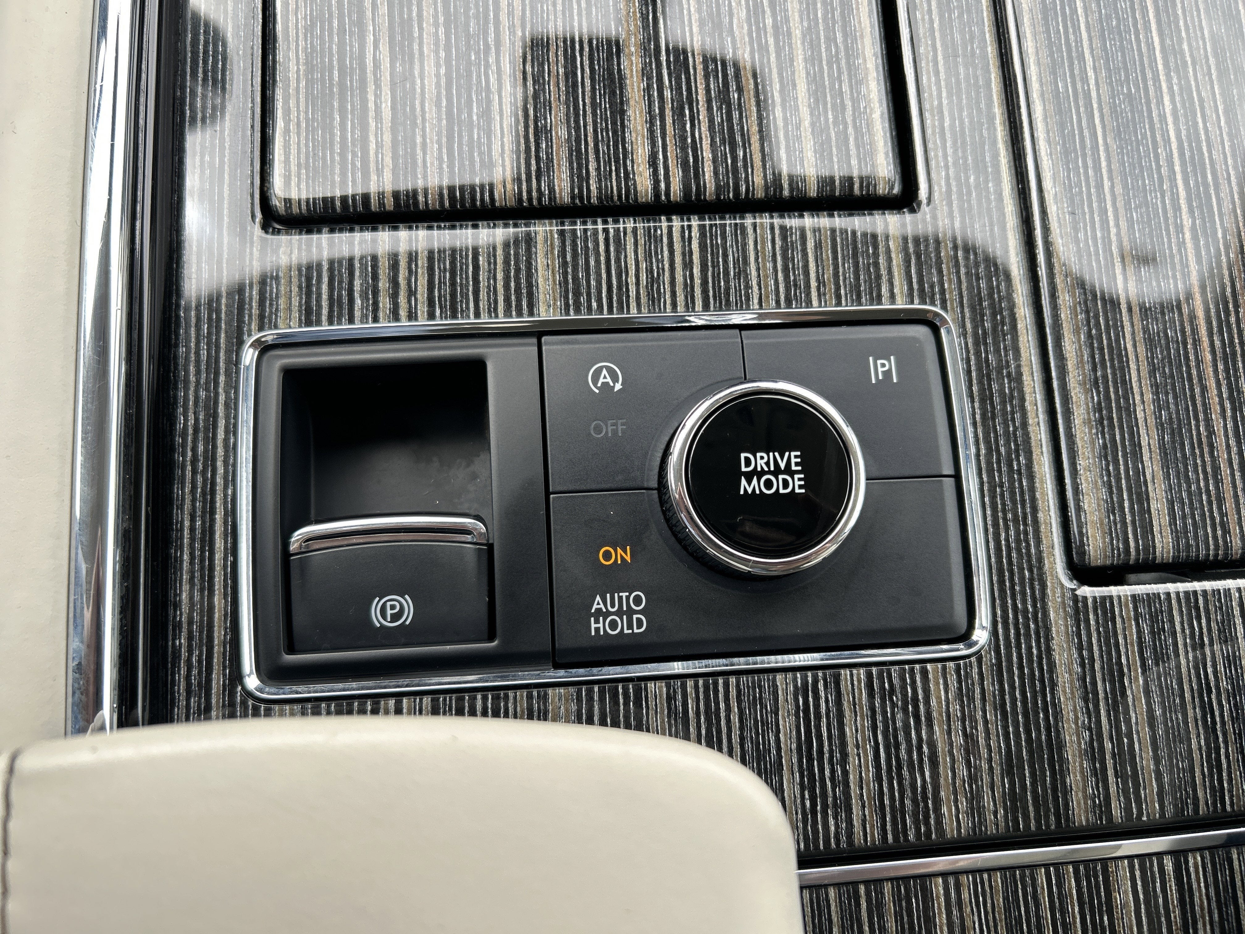 2023 Lincoln NAVIGATOR BLACK LABEL