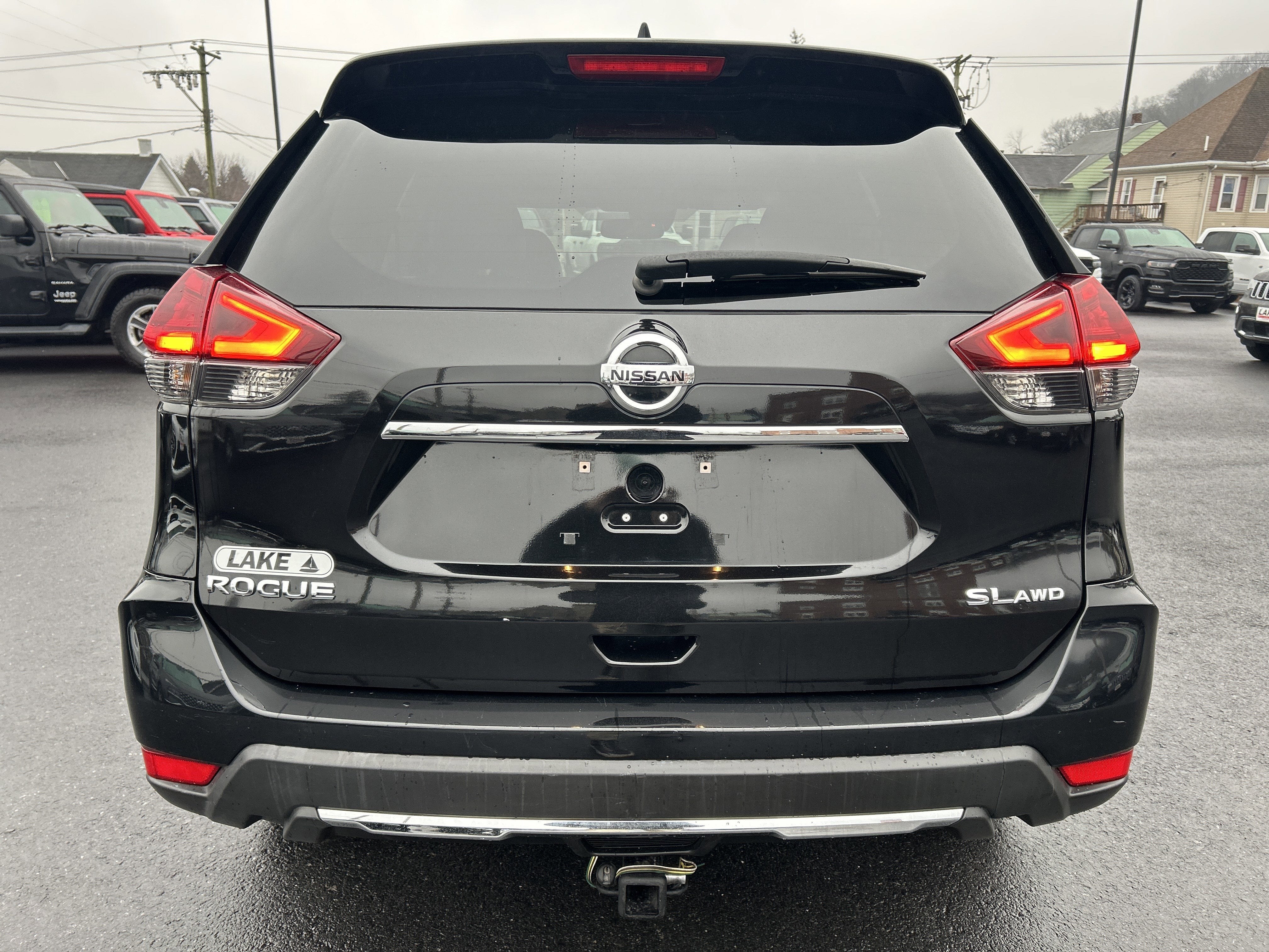 2017 Nissan ROGUE SL