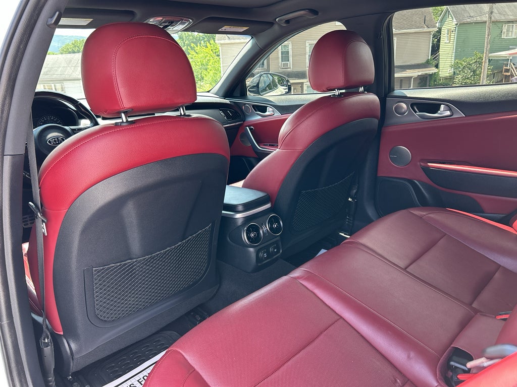2019 Kia Stinger GT1