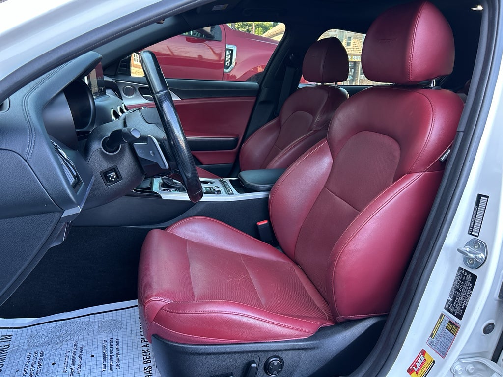 2019 Kia Stinger GT1