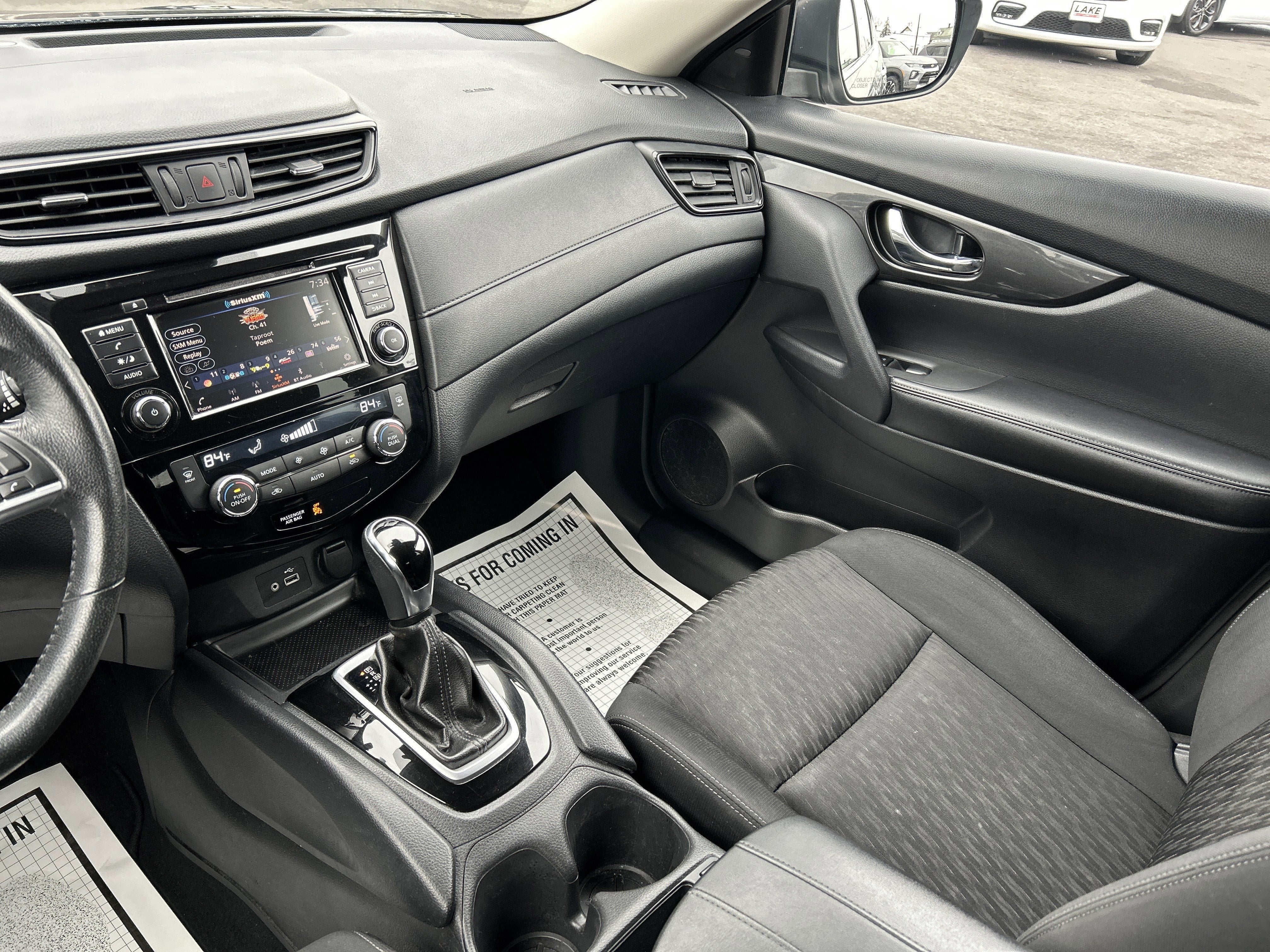 2019 Nissan ROGUE SV