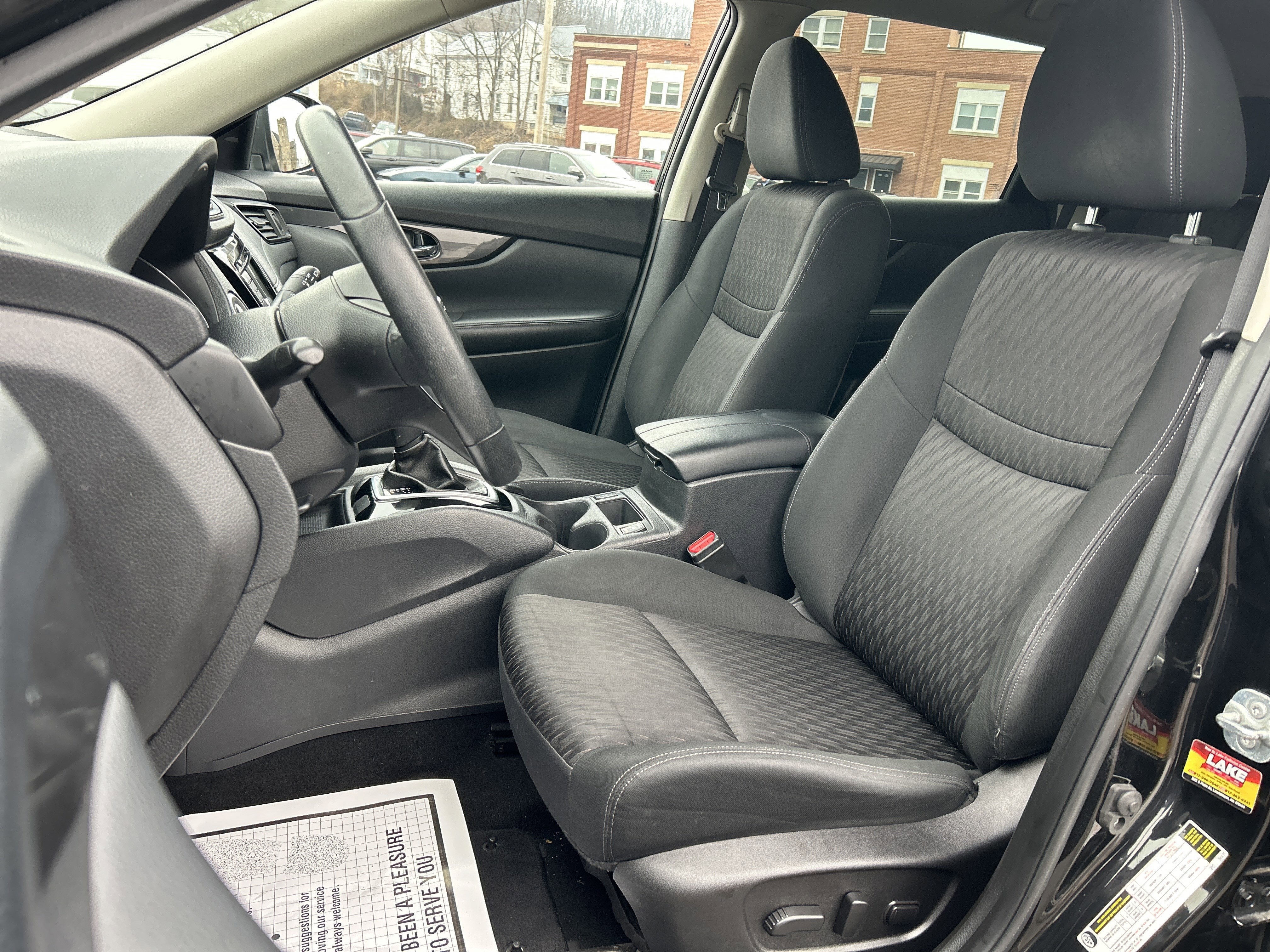 2019 Nissan ROGUE SV