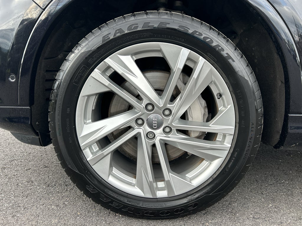 2020 Audi Q7 Premium Plus