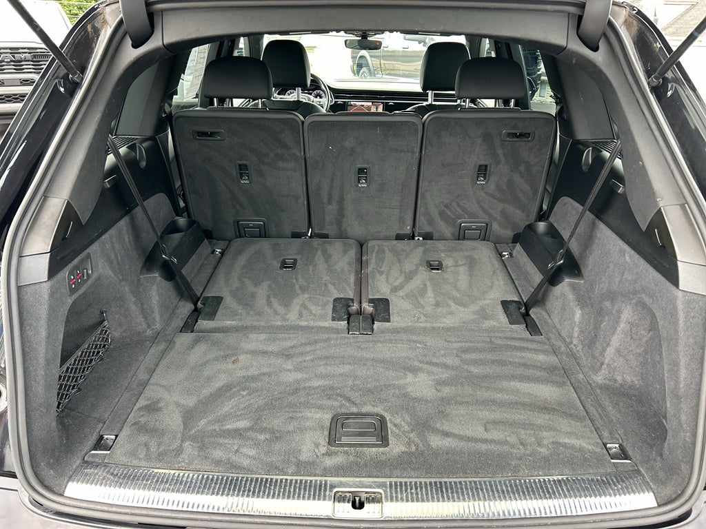 2020 Audi Q7 Premium Plus