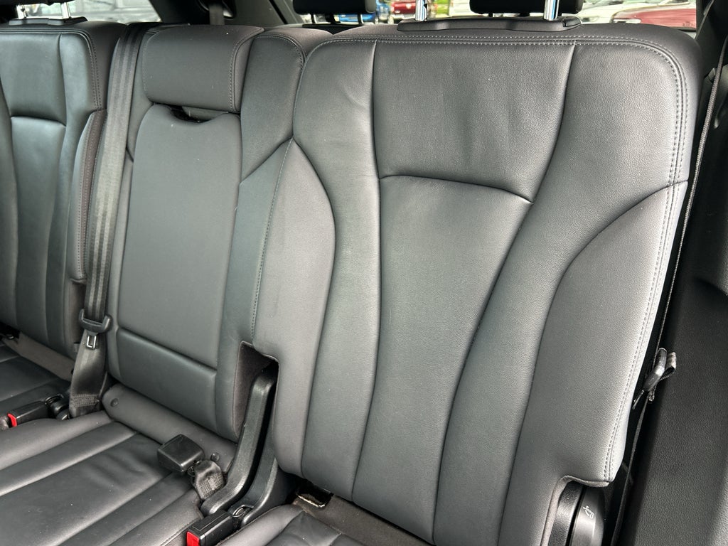 2020 Audi Q7 Premium Plus