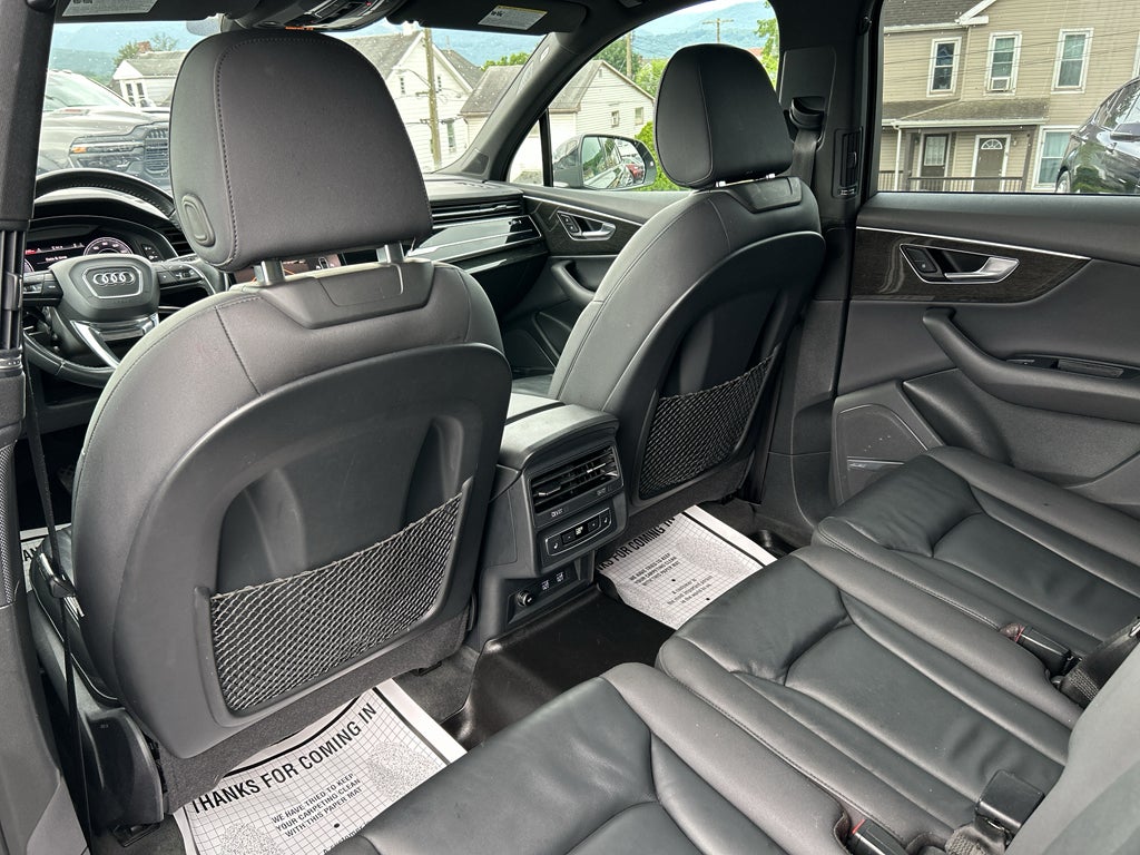2020 Audi Q7 Premium Plus