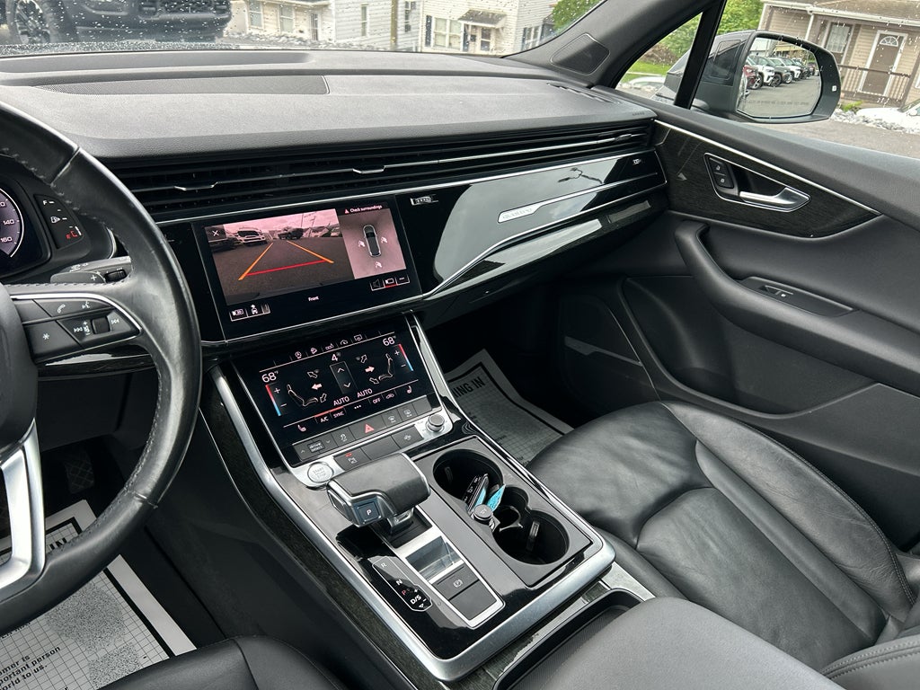 2020 Audi Q7 Premium Plus