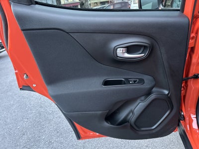 2019 Jeep RENEGADE LATITUDE