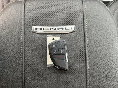 2025 GMC Sierra 2500 HD Denali