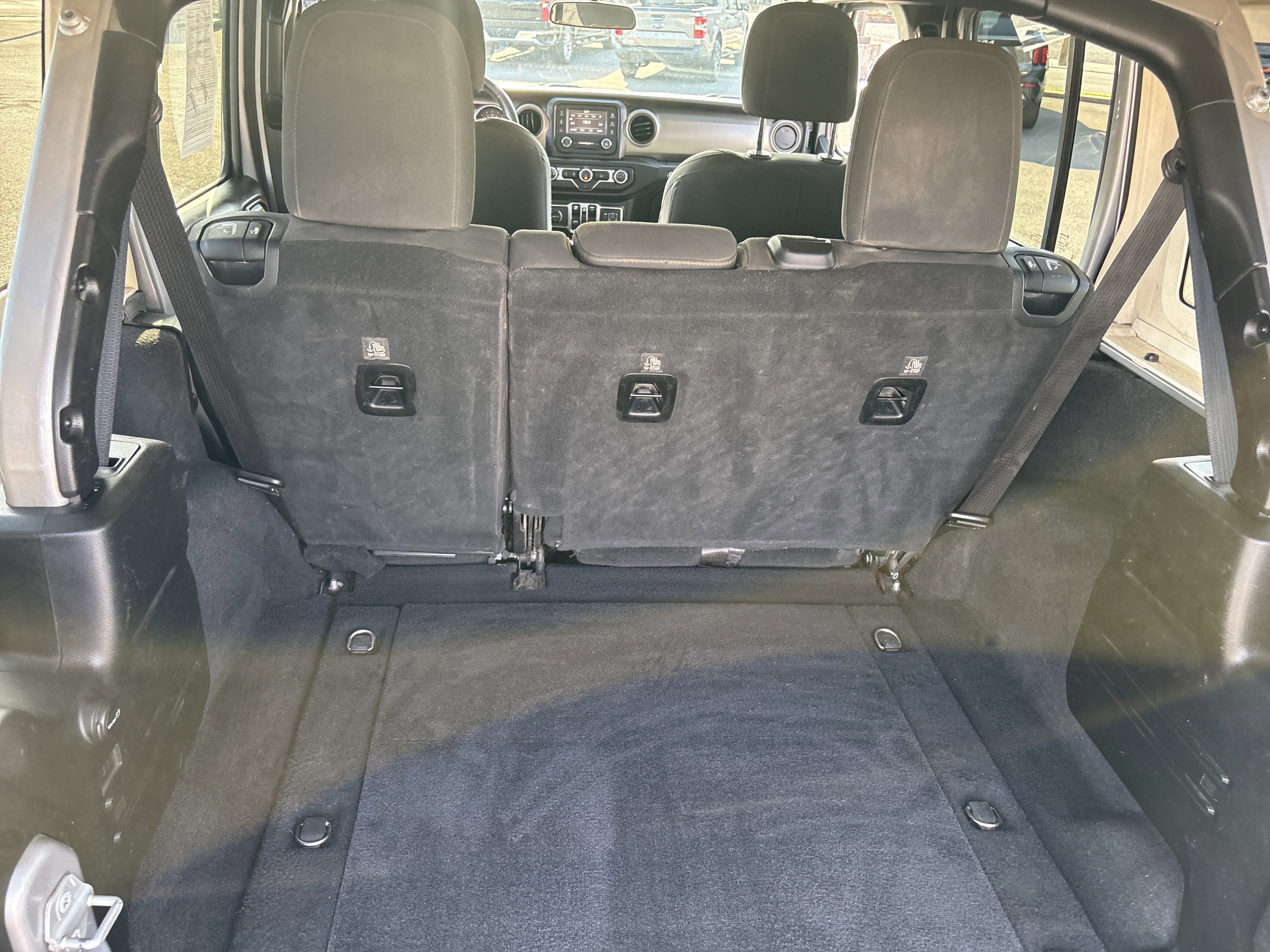 2019 Jeep WRANGLER UNL SPORT S