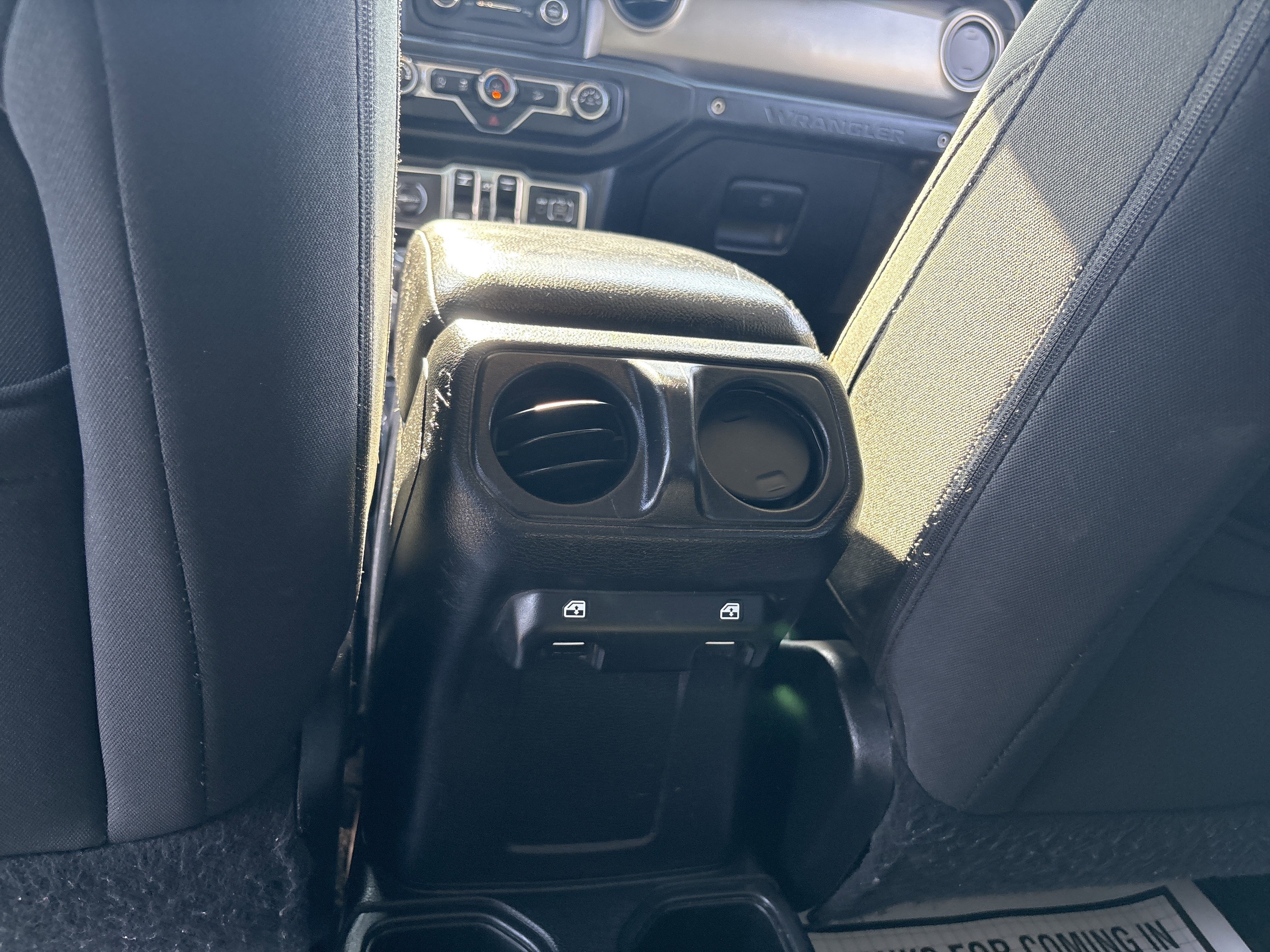 2019 Jeep WRANGLER UNL SPORT S