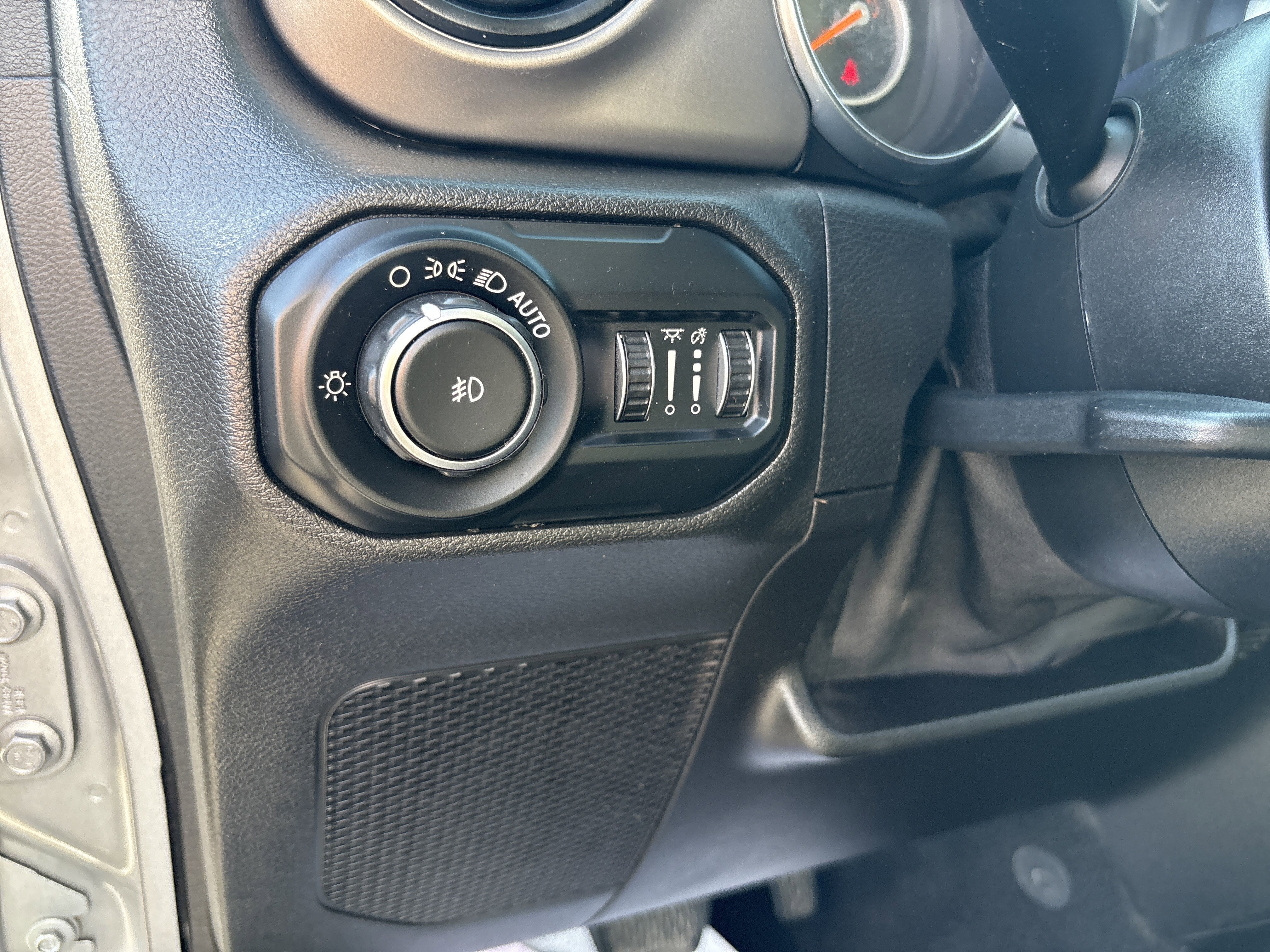 2019 Jeep WRANGLER UNL SPORT S