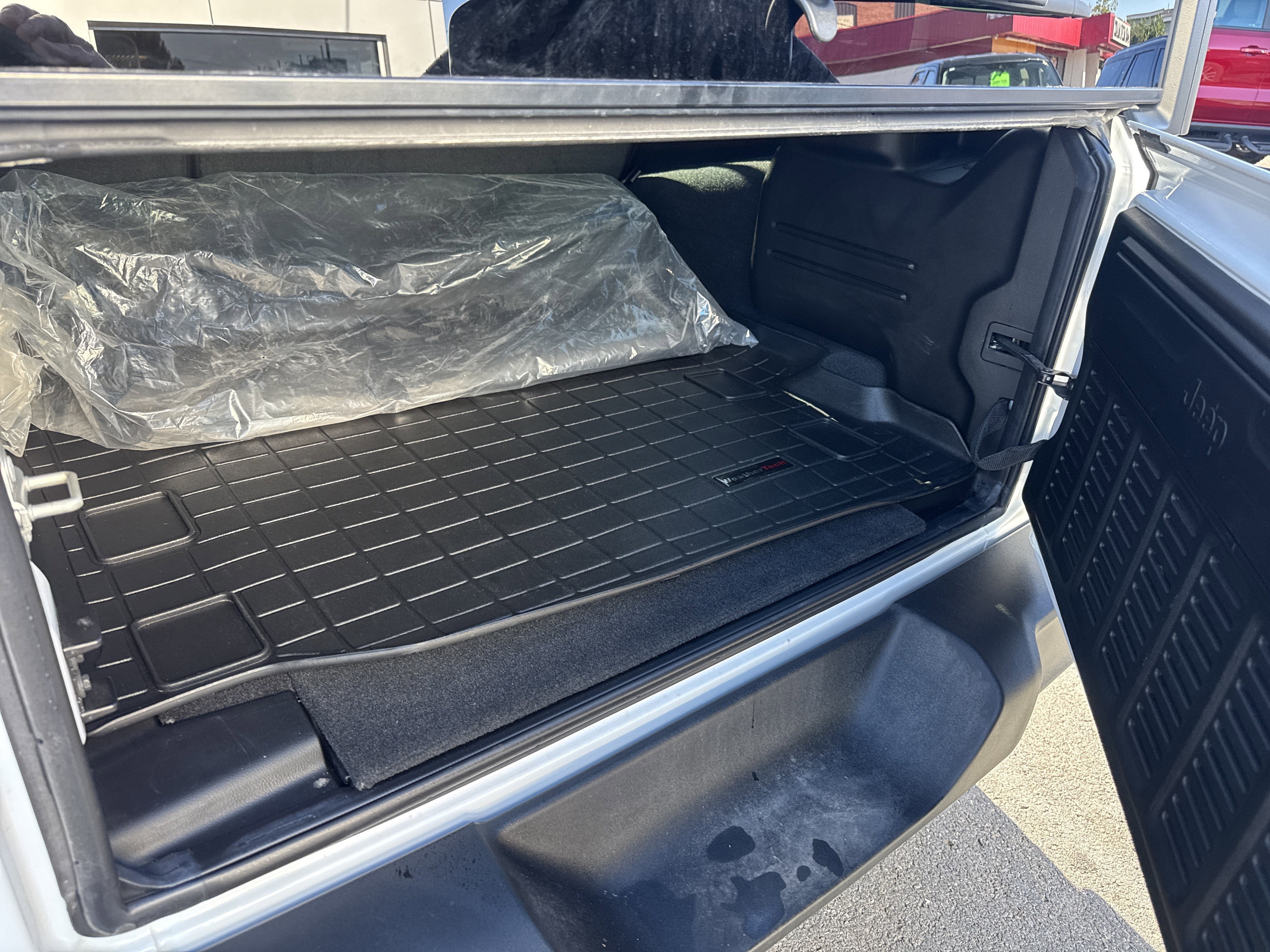 2024 Jeep WRANGLER UNL SPORT S