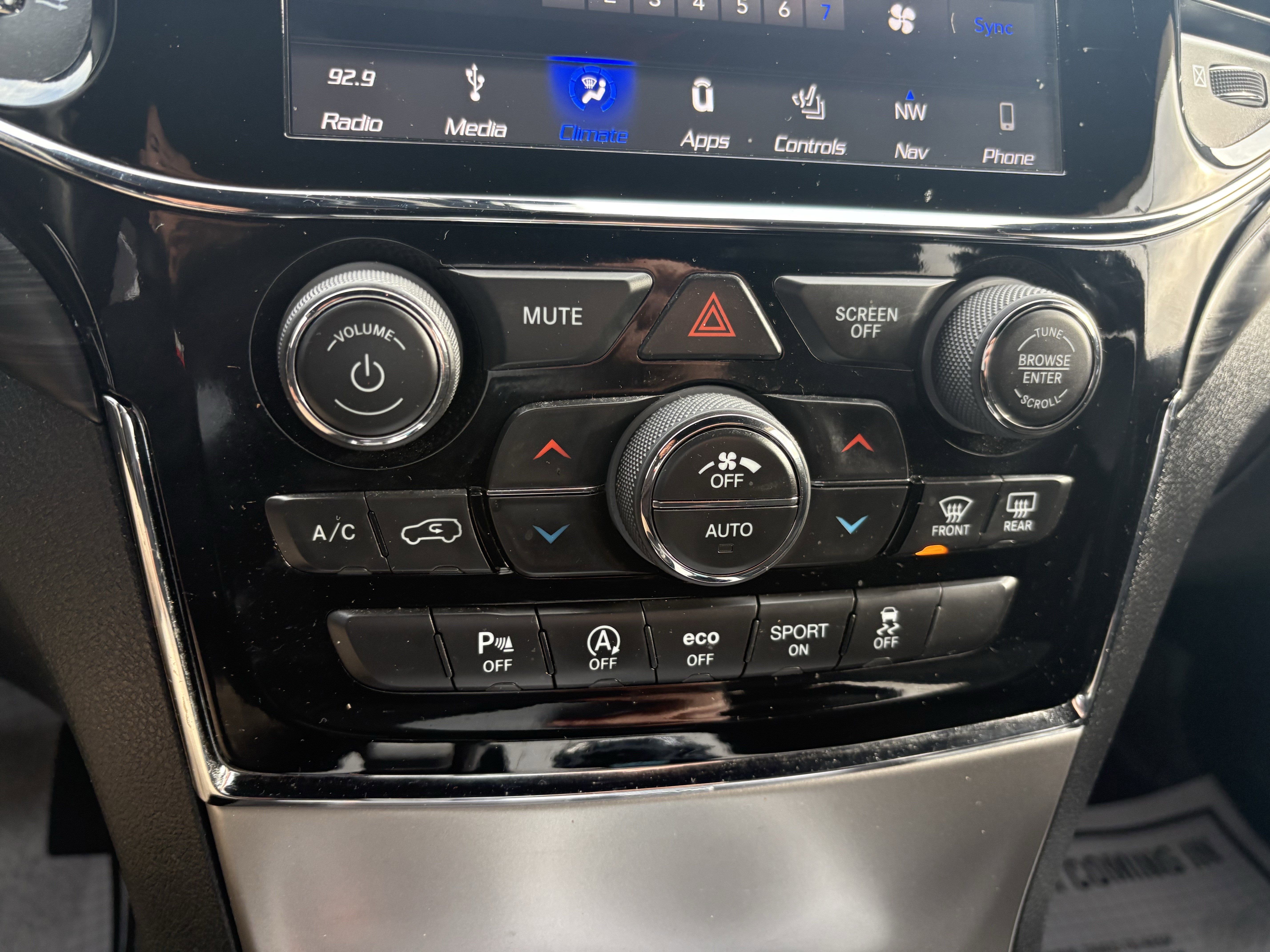 2019 Jeep GRAND CHEROKEE ALTITUDE