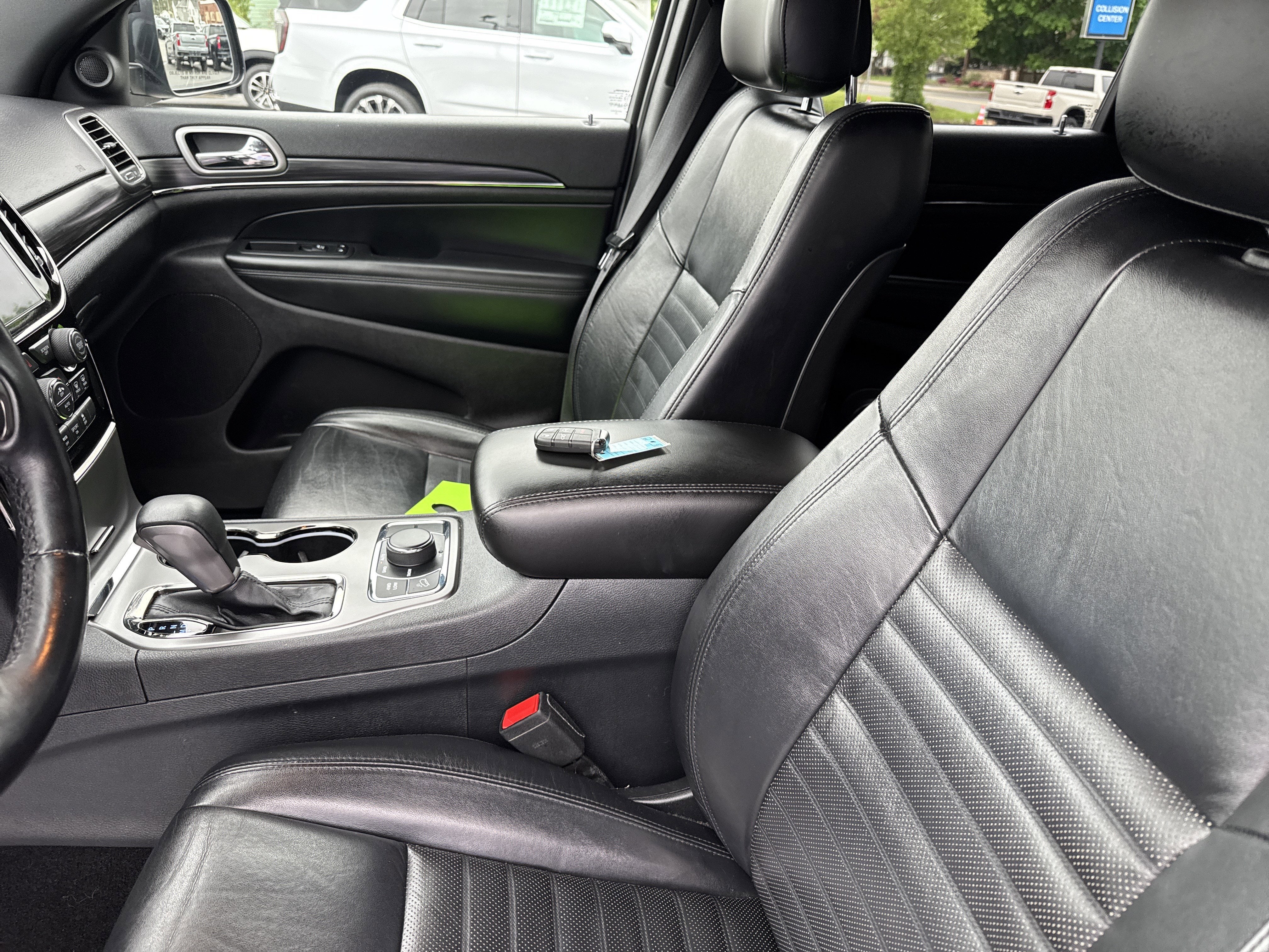 2019 Jeep GRAND CHEROKEE LIMITED X