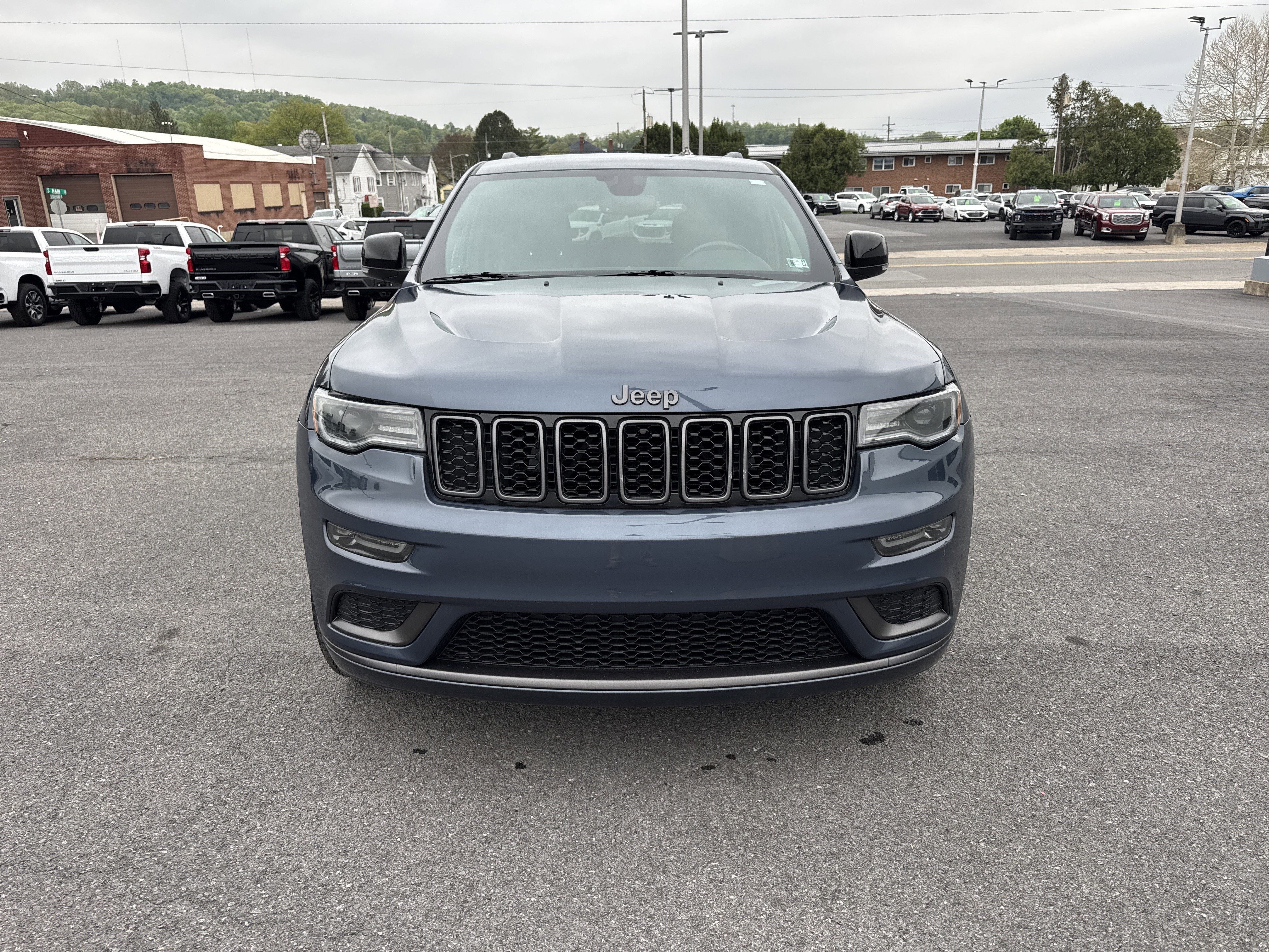 2019 Jeep GRAND CHEROKEE LIMITED X