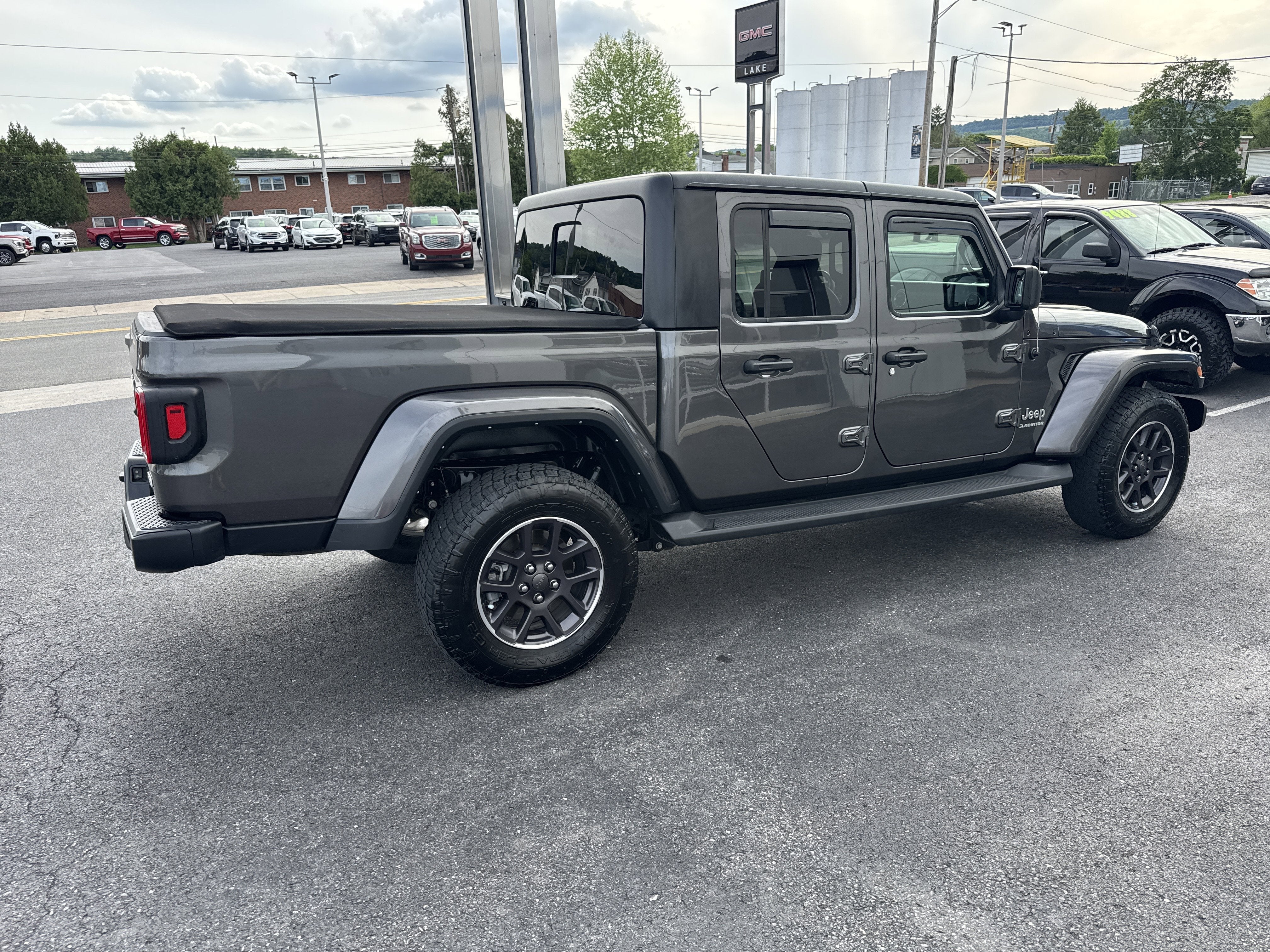 2022 Jeep GLADIATOR OVERLAND