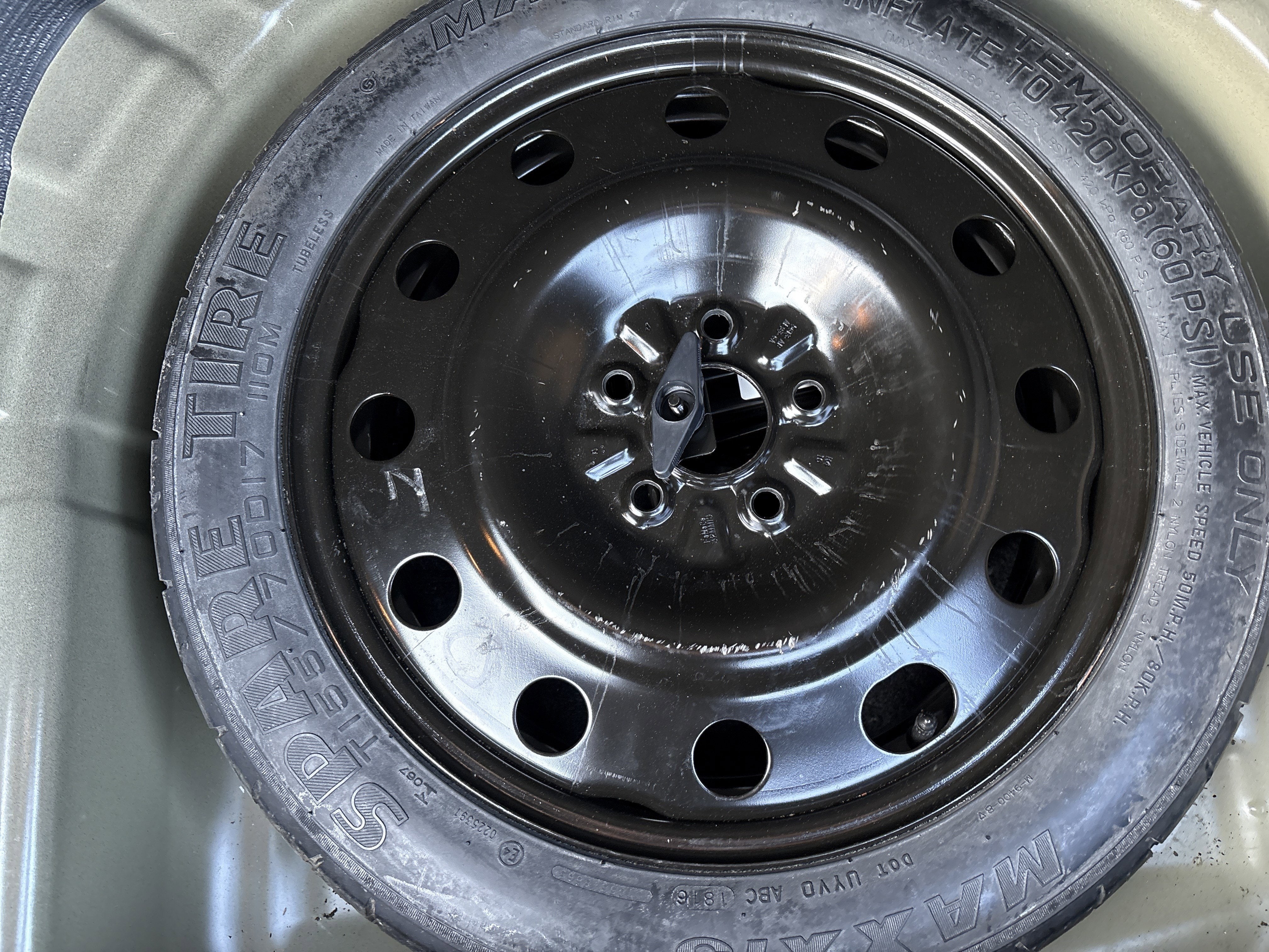 2016 Ford TAURUS SEL