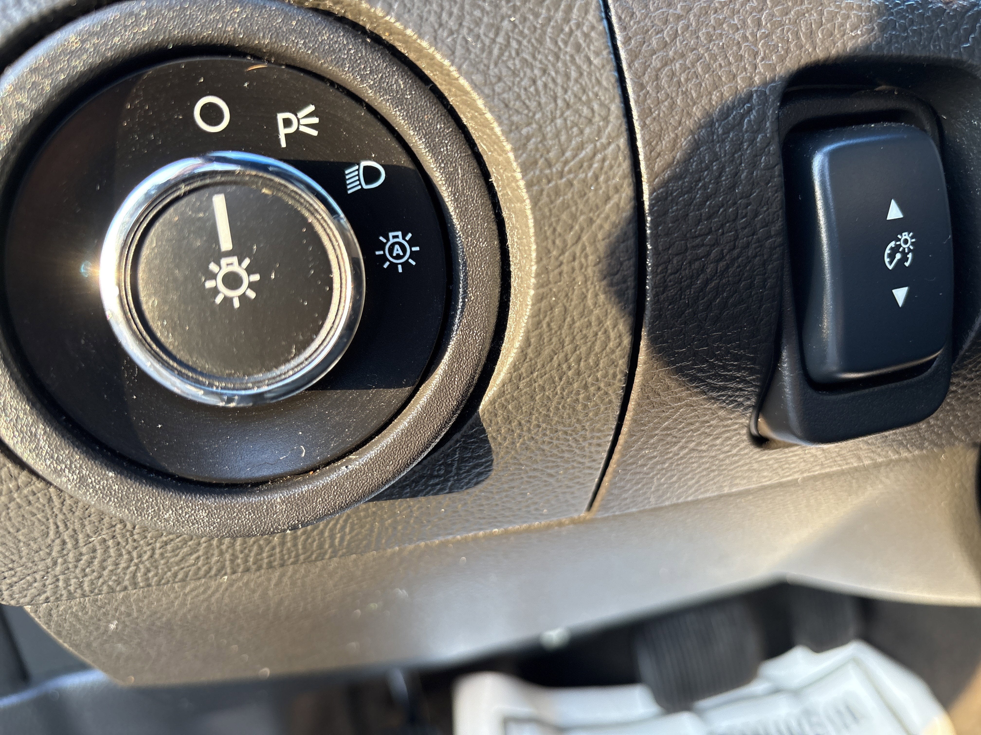 2016 Ford TAURUS SEL