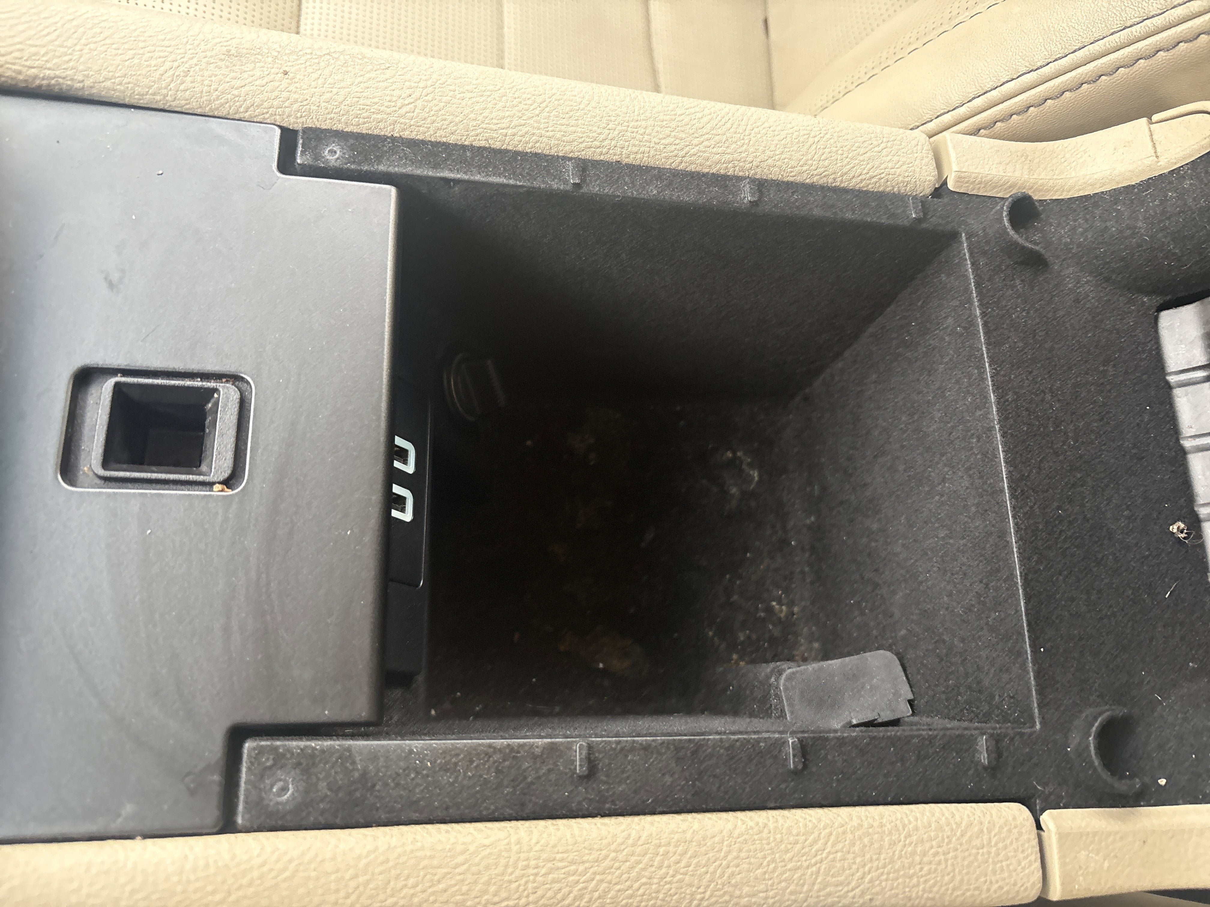 2016 Ford TAURUS LIMITED