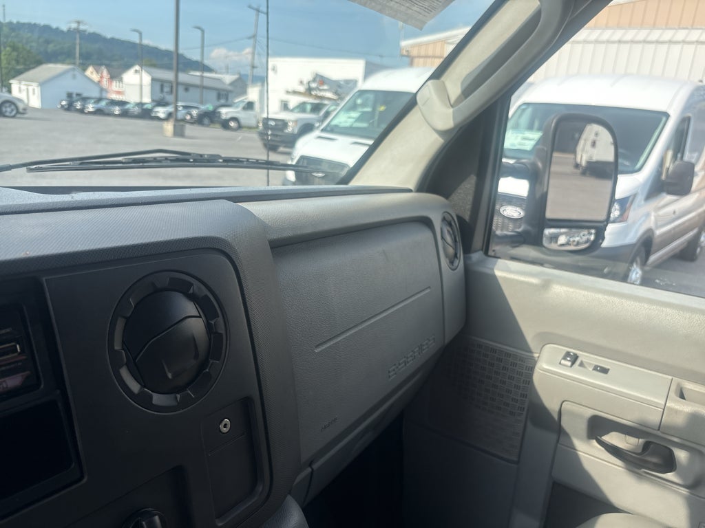 2019 Ford Econoline Base