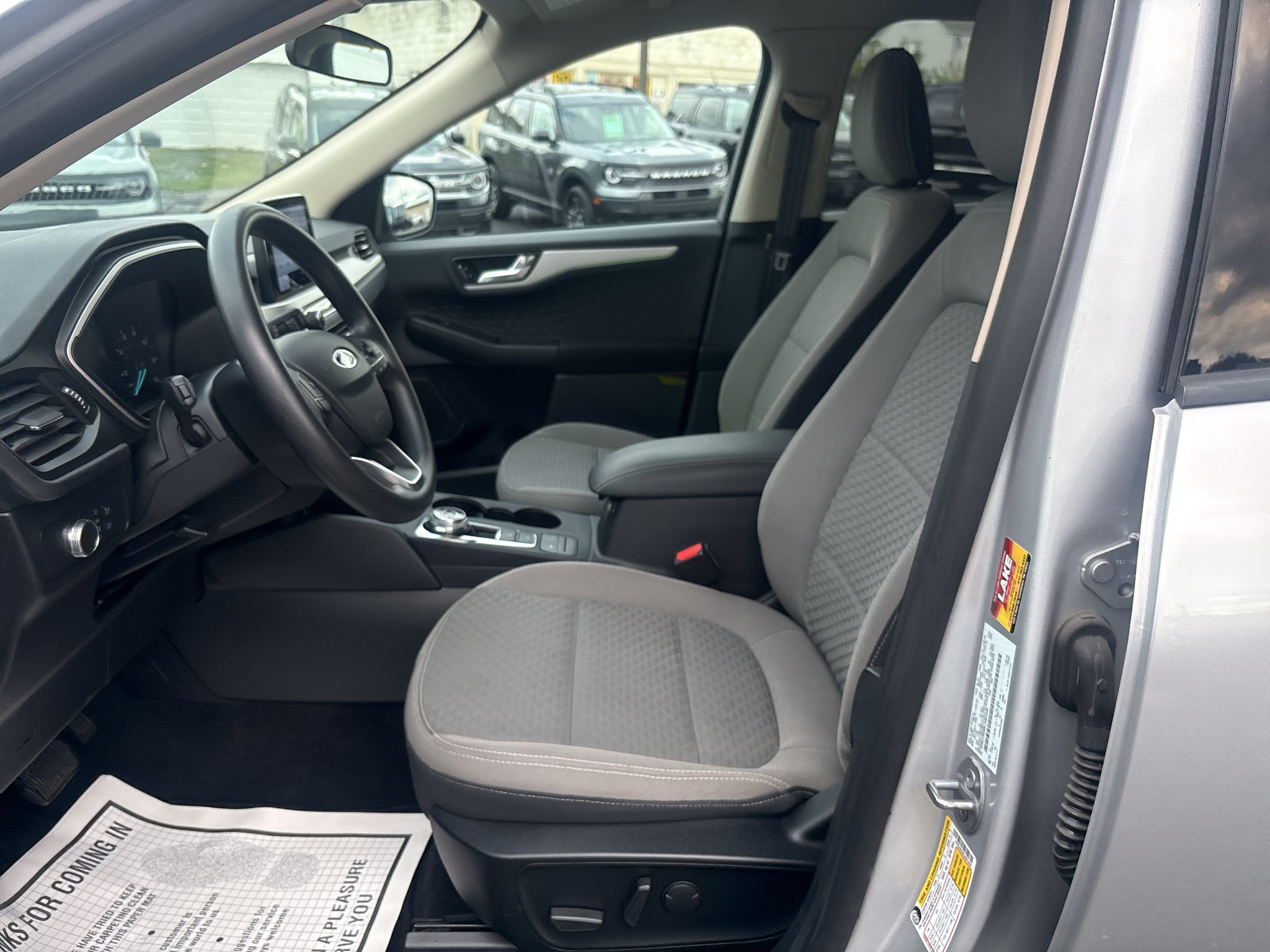 2020 Ford Escape SE