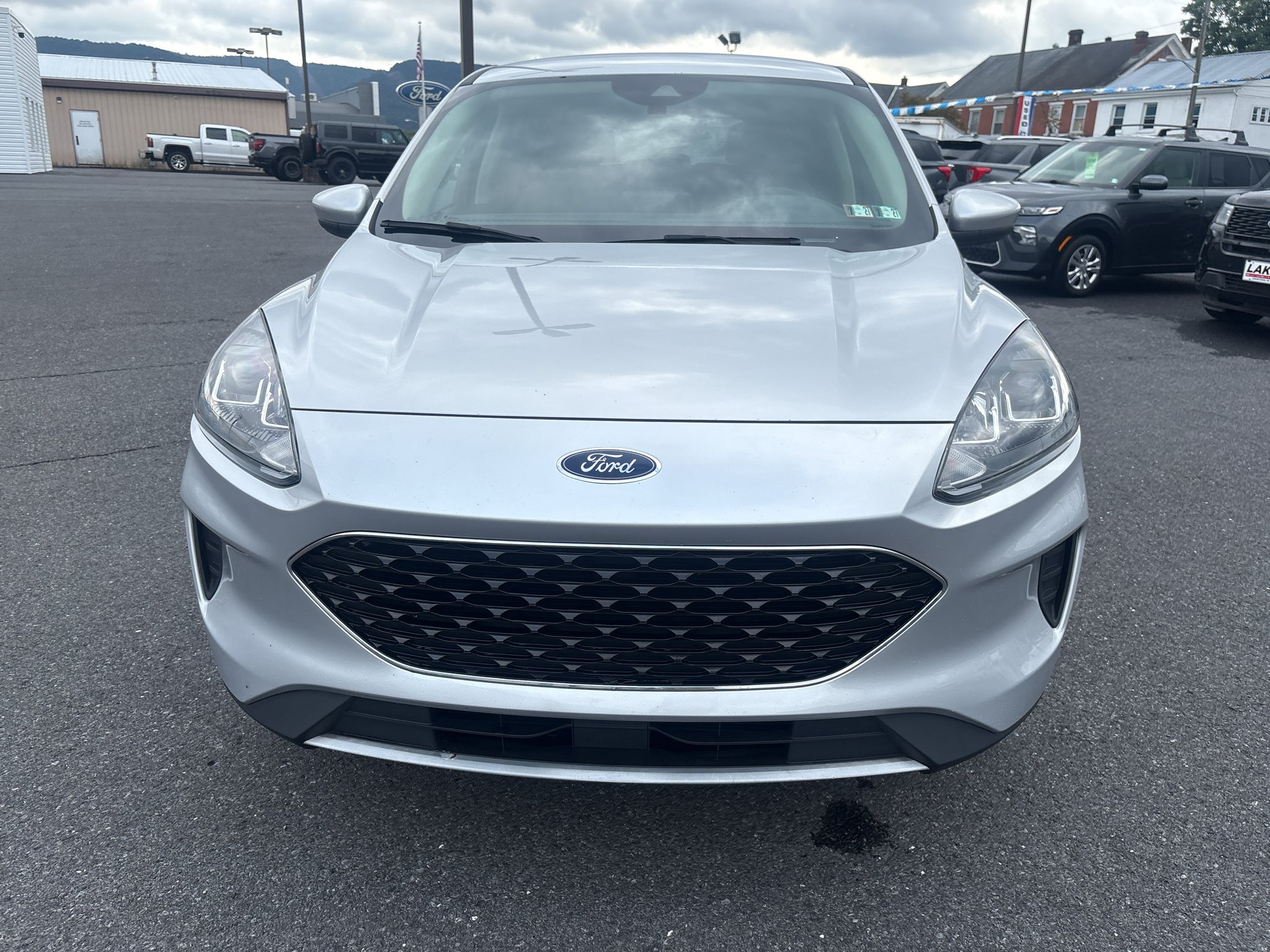 2020 Ford Escape SE