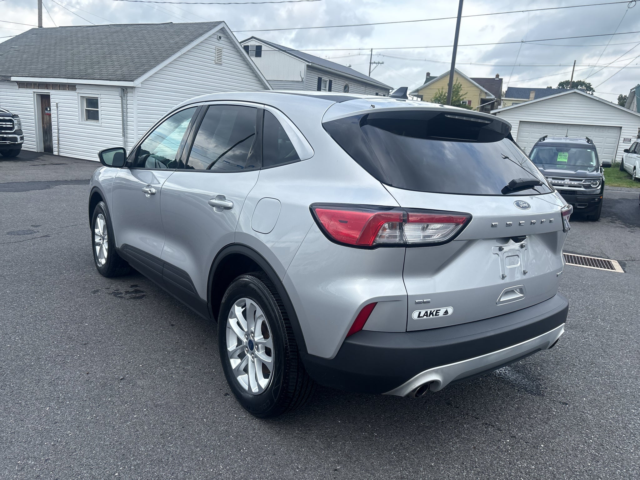 2020 Ford Escape SE