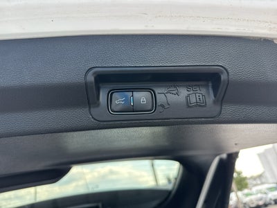 2020 Ford Explorer Base
