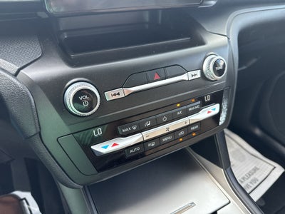 2020 Ford Explorer Base