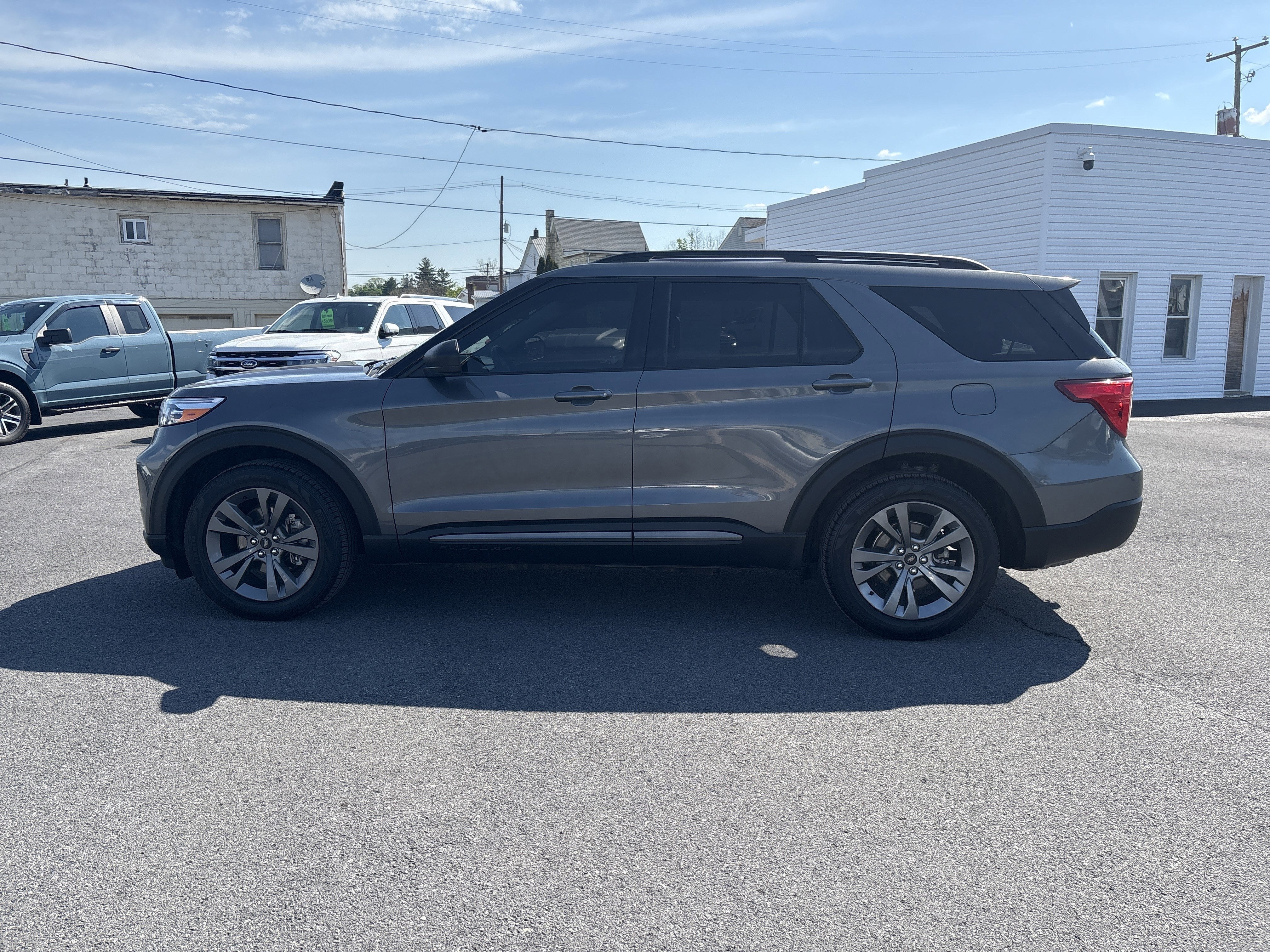 2021 Ford EXPLORER XLT