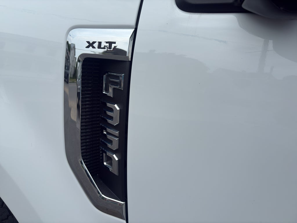 2022 Ford F-350 XLT