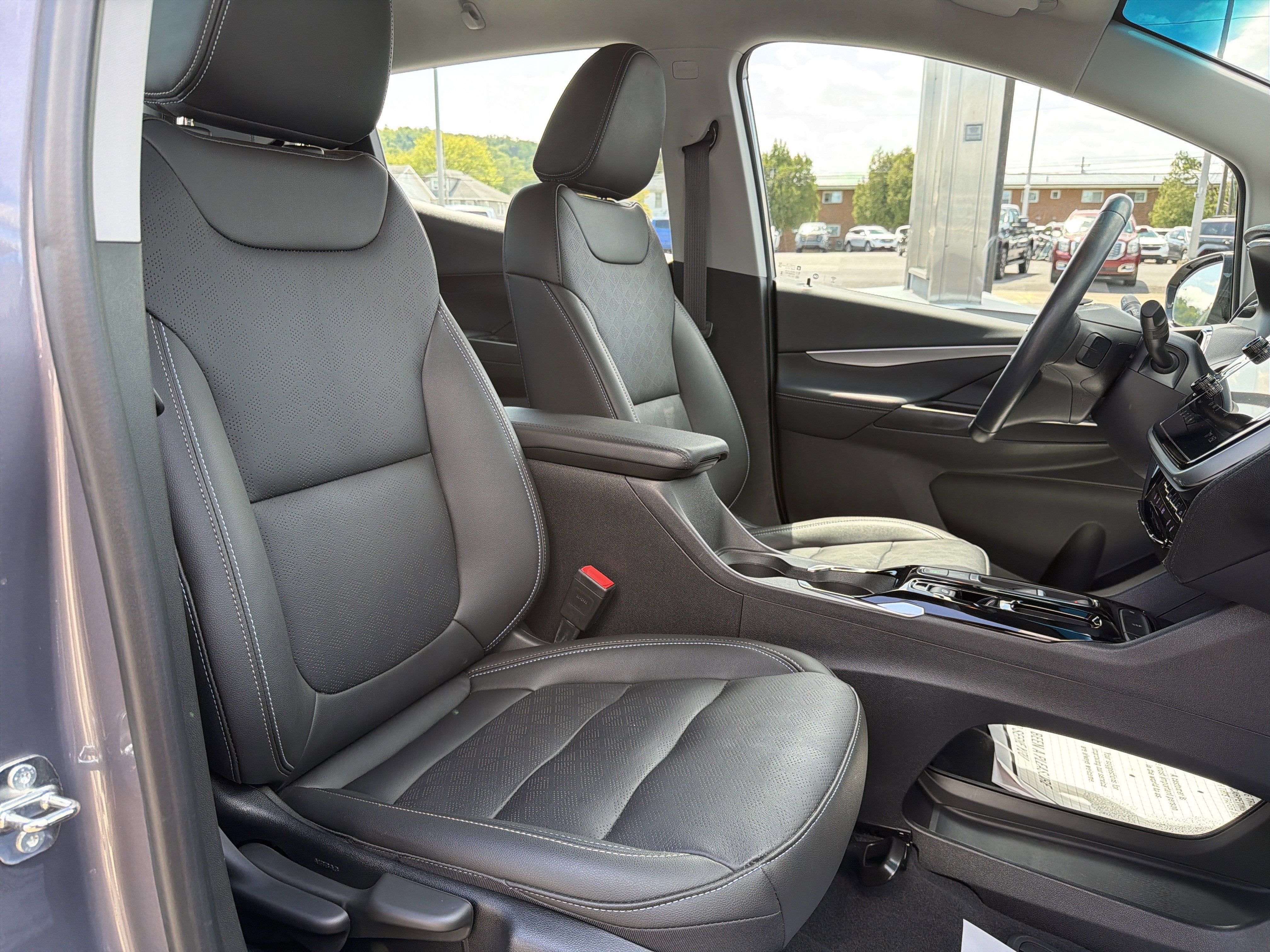 2023 Chevrolet BOLT 2LT