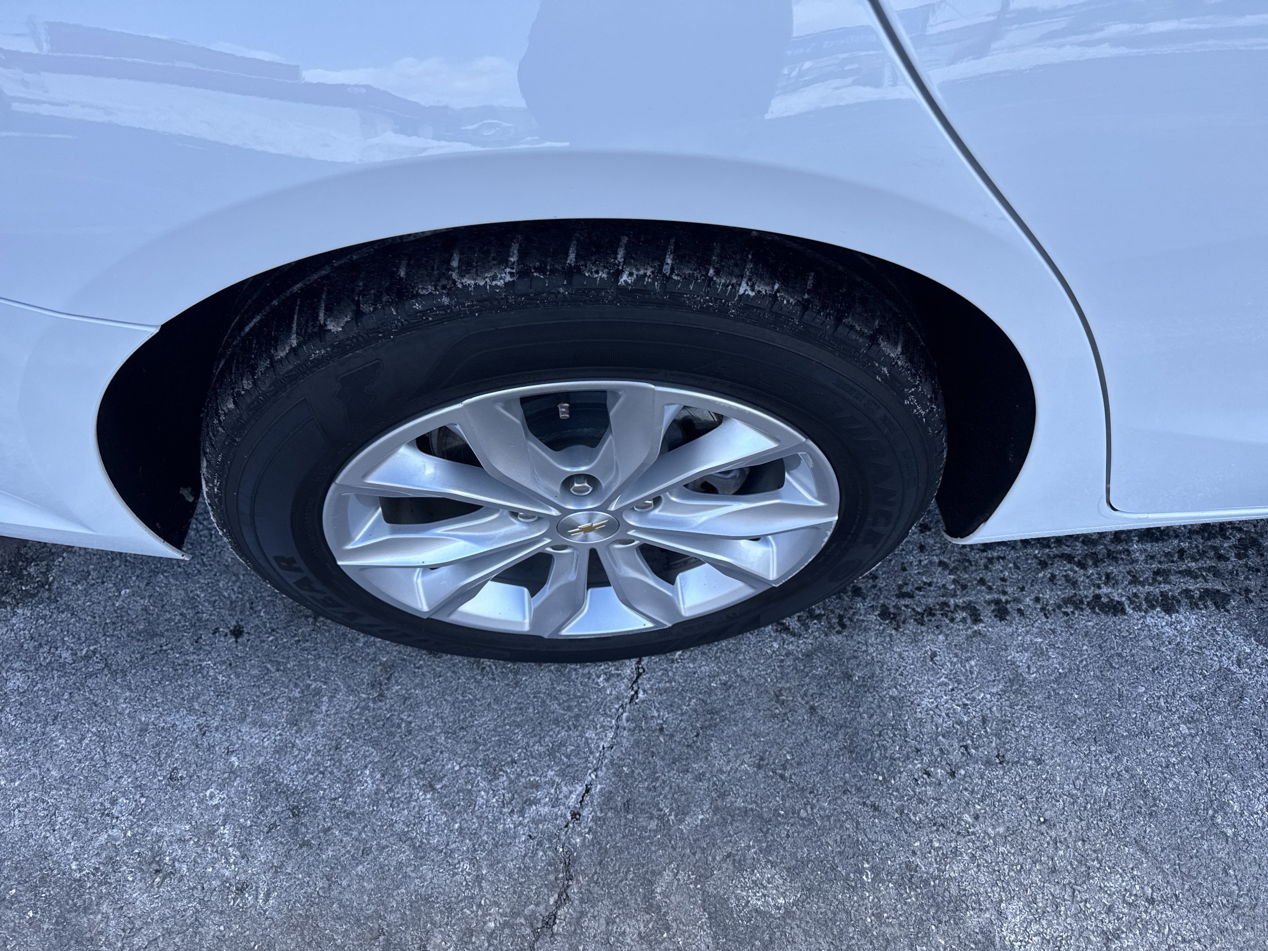 2024 Chevrolet MALIBU LT