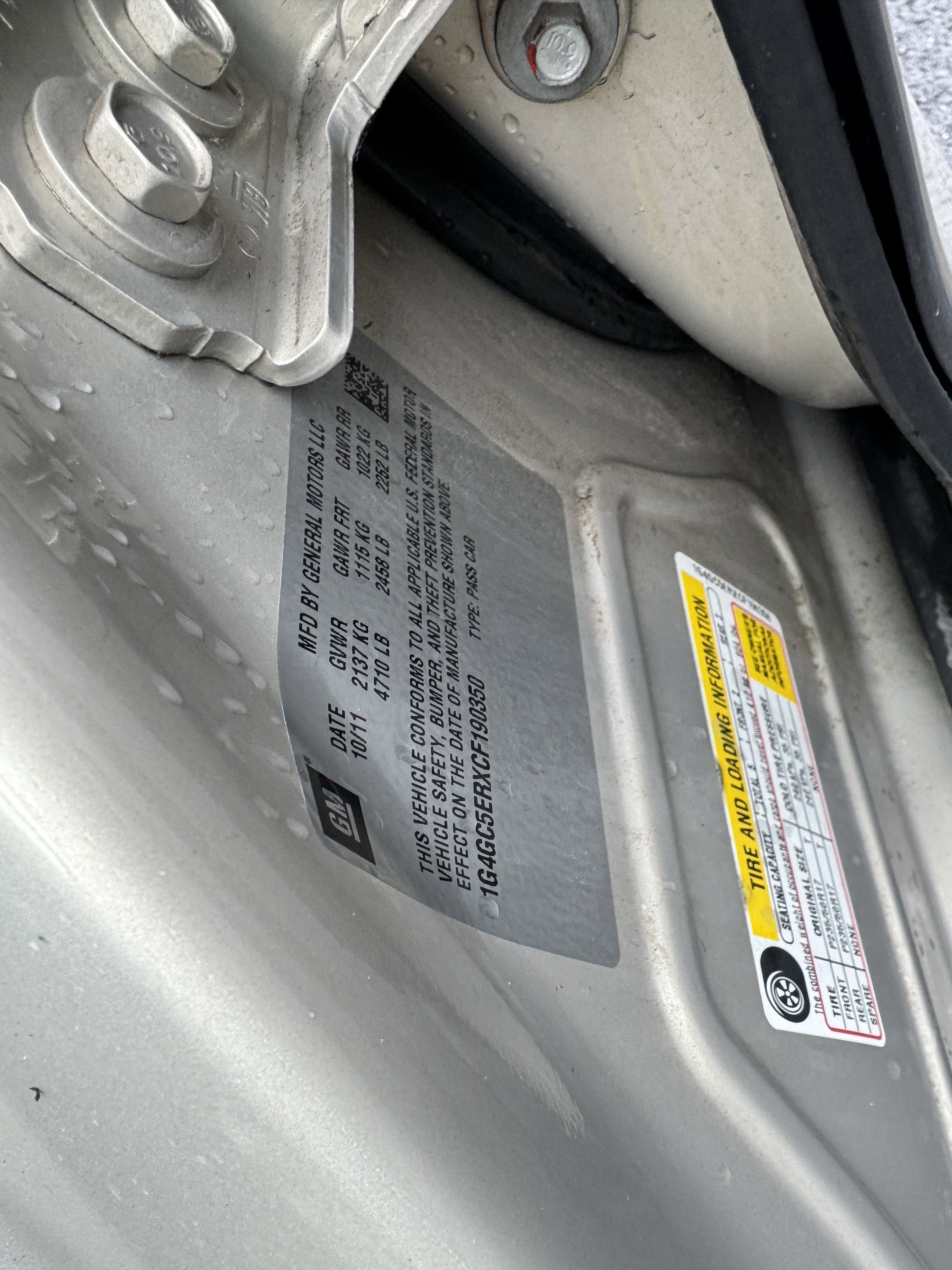 2012 Buick LACROSSE LEATHER GROUP