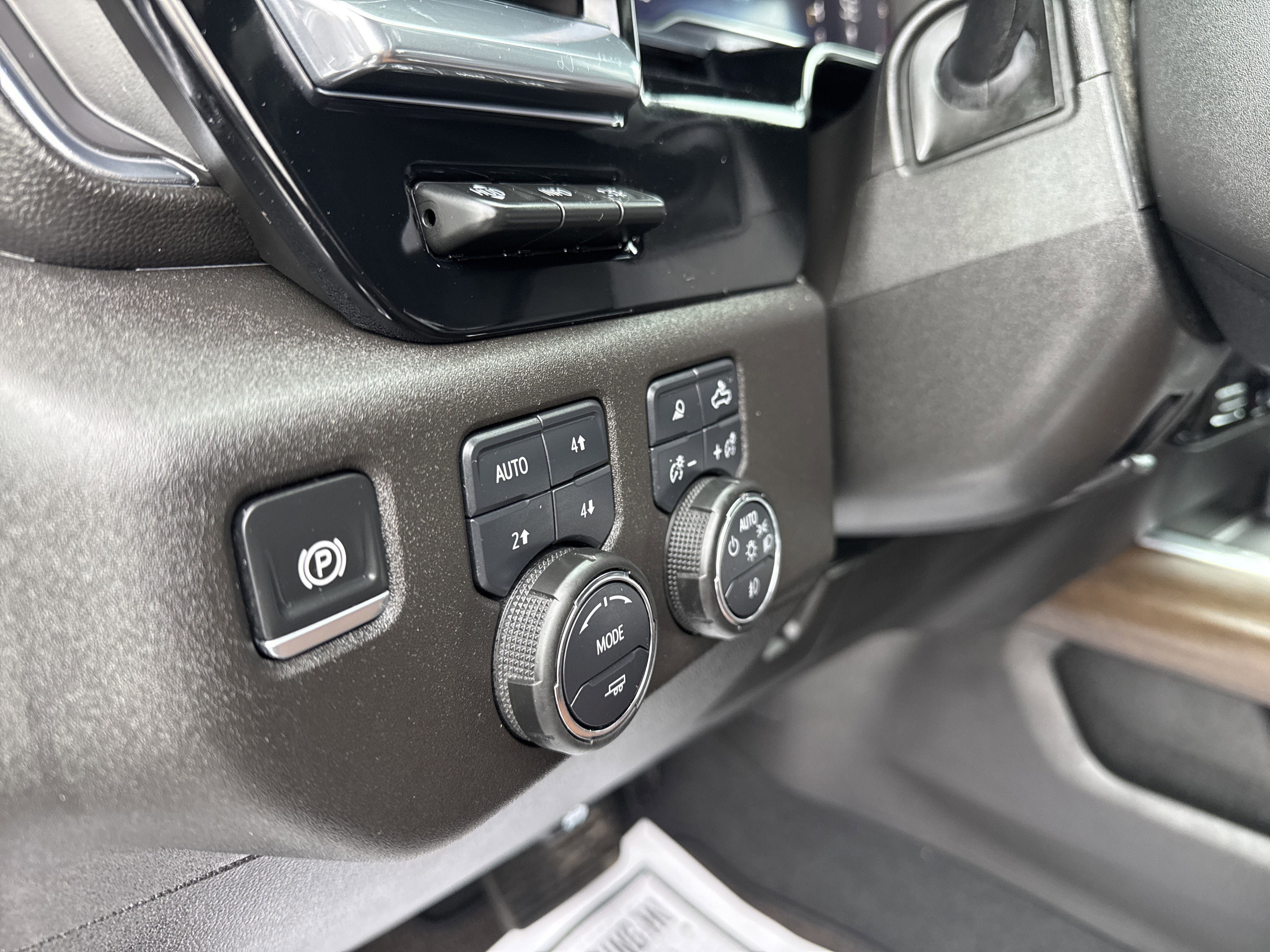 2025 Chevrolet SILVERADO 2500 HIGH COUNTRY