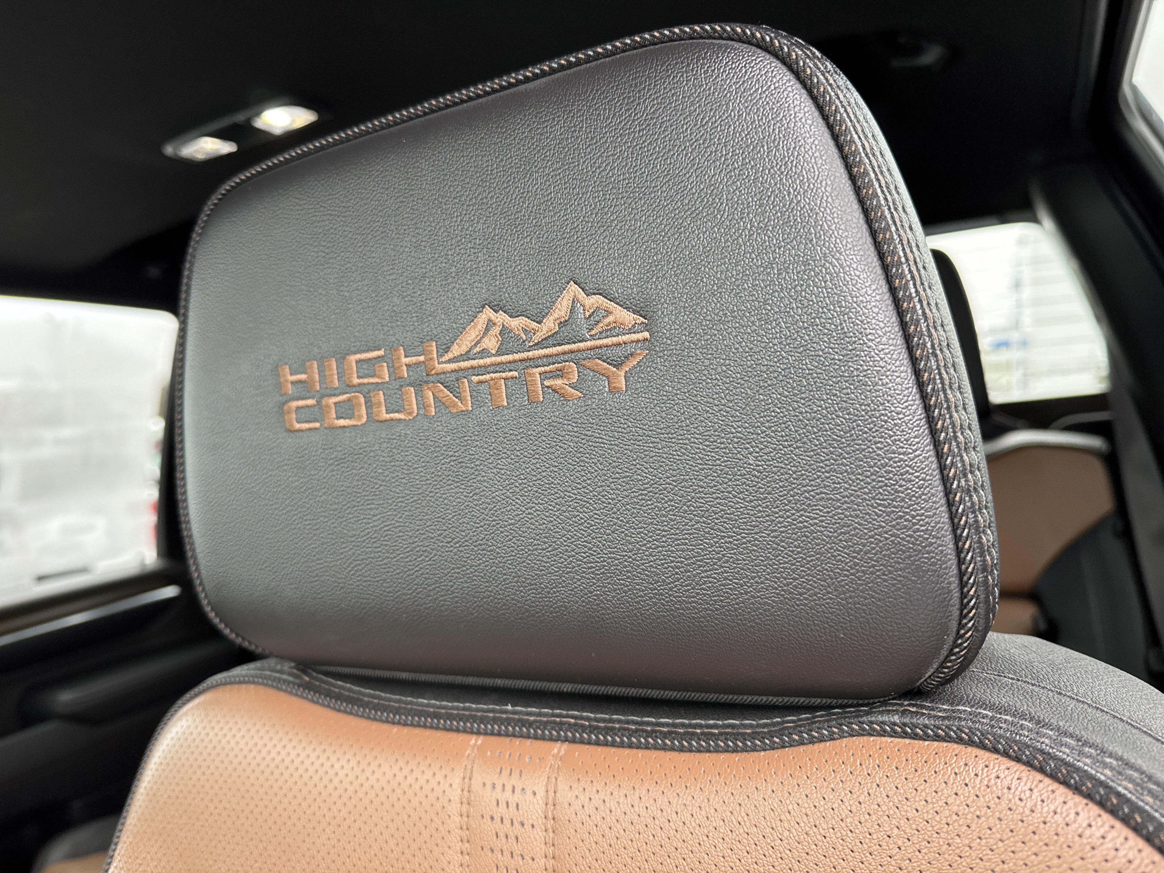 2025 Chevrolet SILVERADO 2500 HIGH COUNTRY