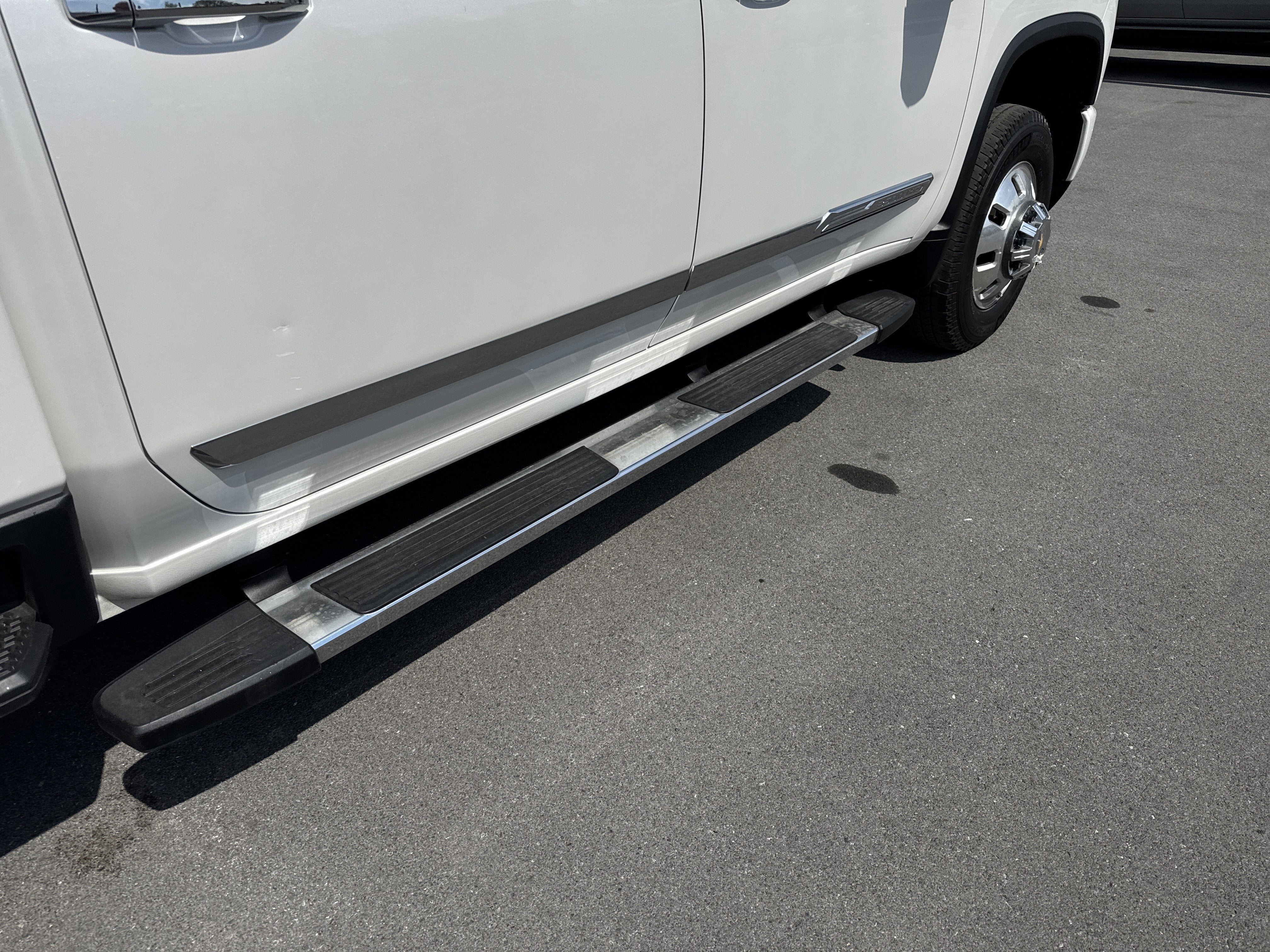 2024 Chevrolet SILVERADO 3500 HIGH COUNTRY