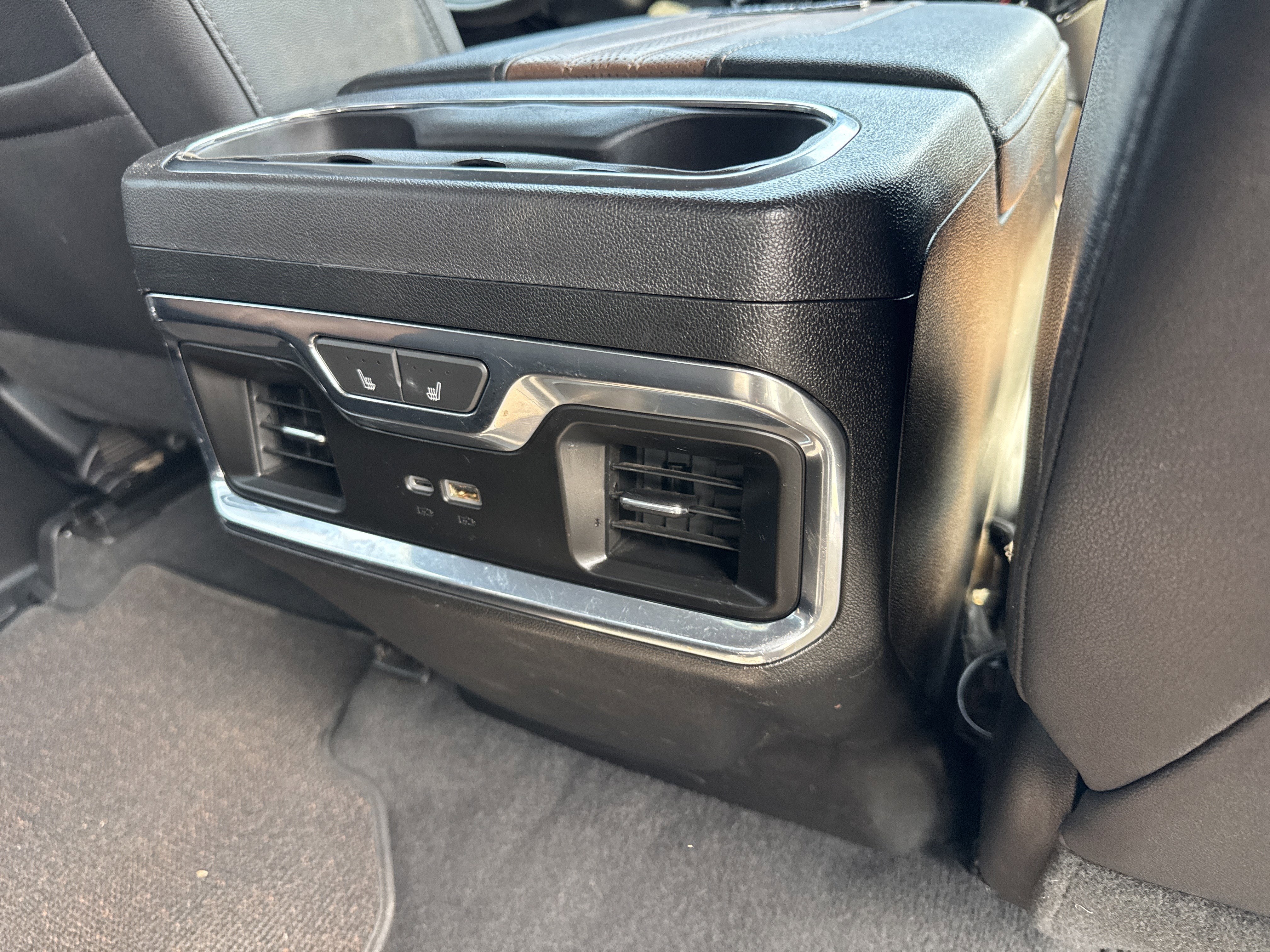 2024 Chevrolet SILVERADO 3500 HIGH COUNTRY