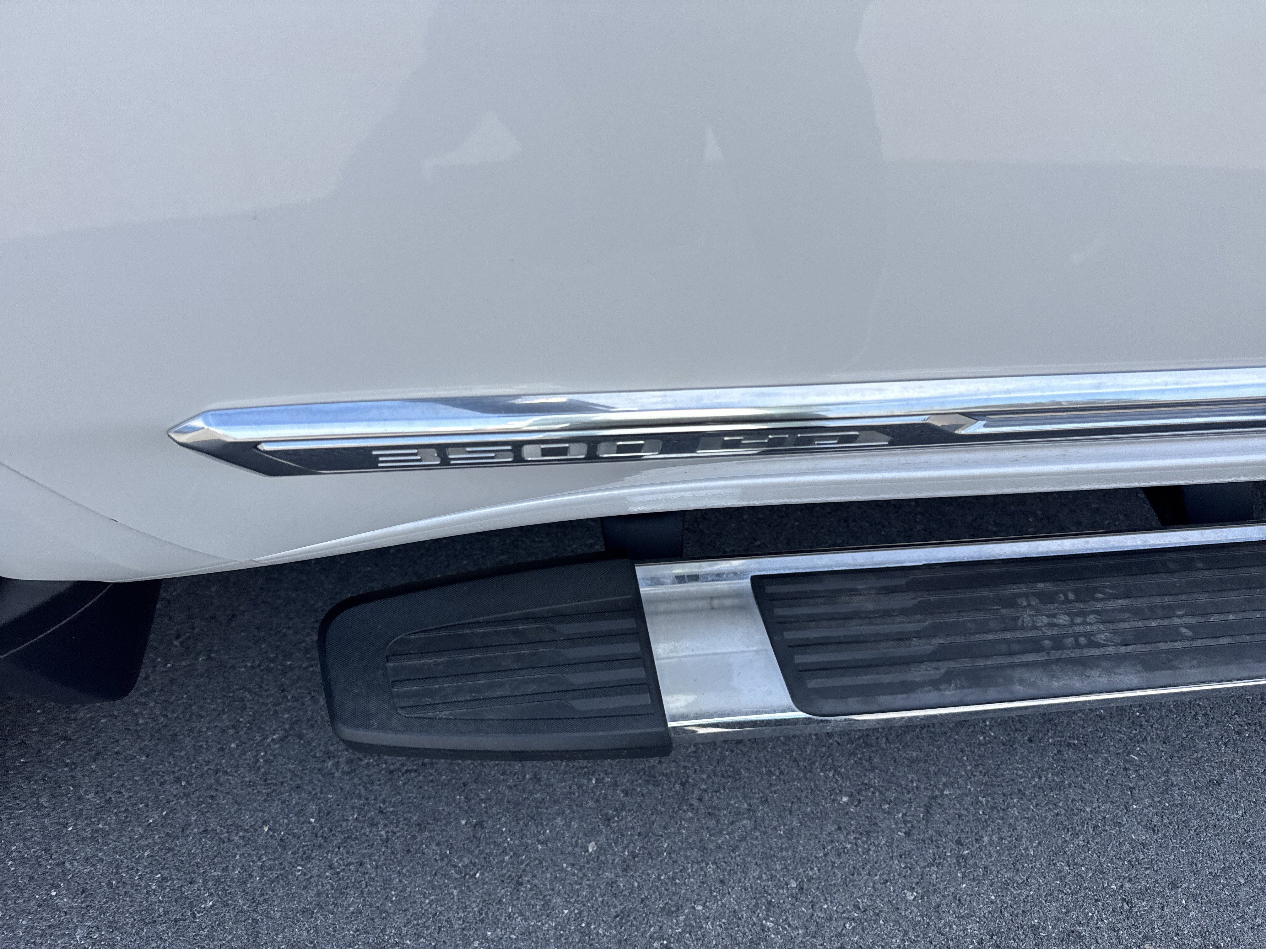 2024 Chevrolet SILVERADO 3500 HIGH COUNTRY